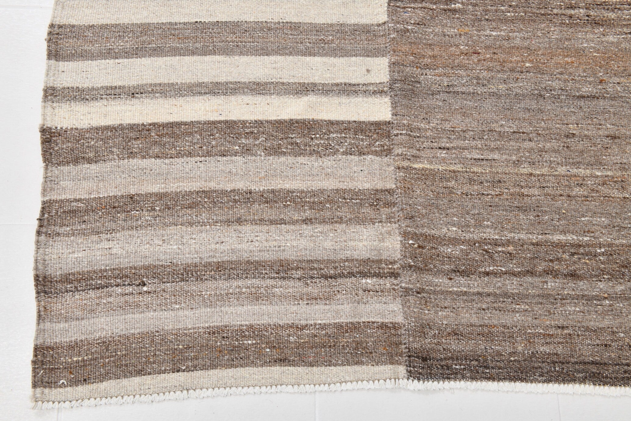 Modern Kilim Manzandaran 7'10" x 10'11" ft