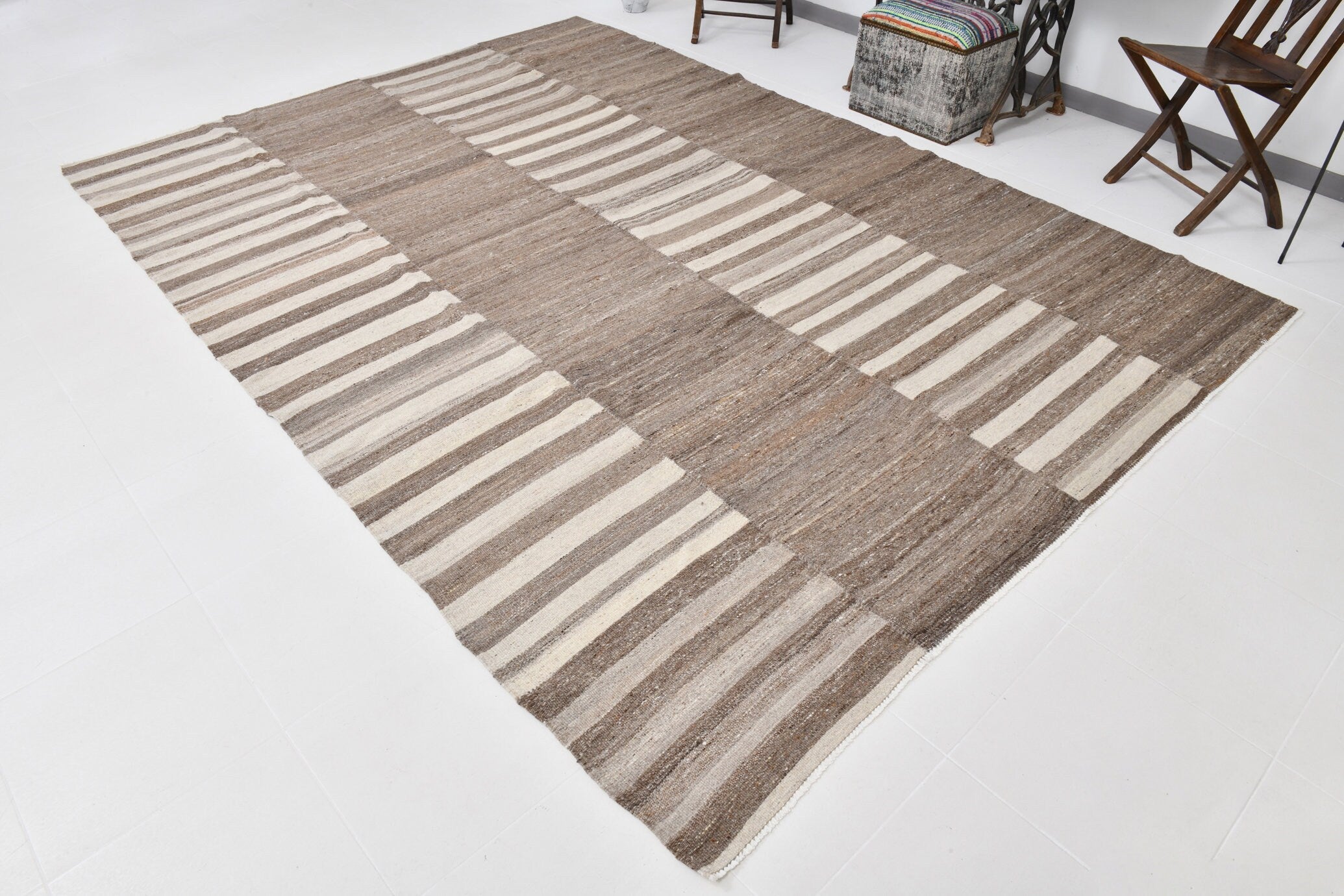 Modern Kilim Manzandaran 7'10" x 10'11" ft