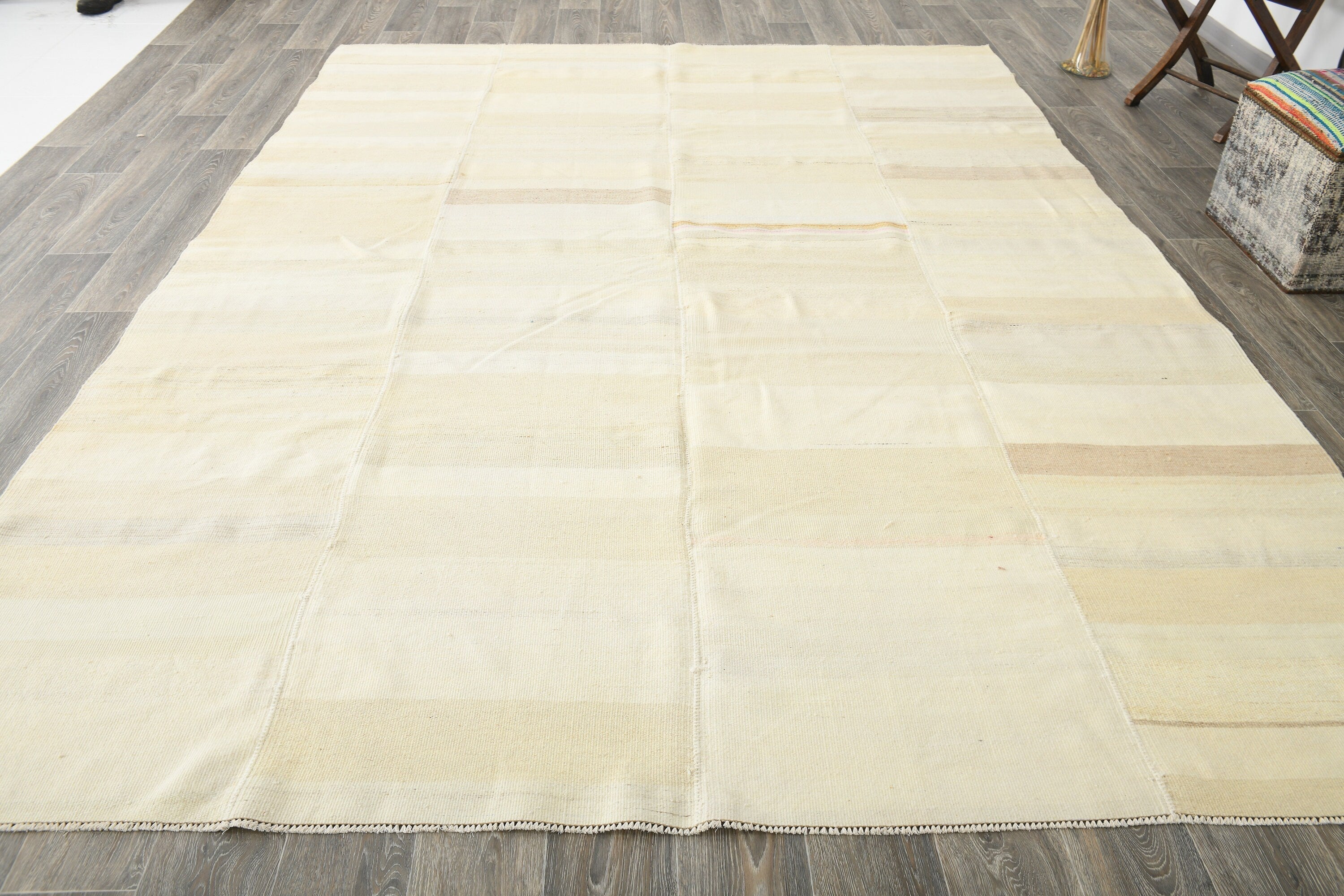 Modern Kilim Manzandaran 7’10’’ x 11’1’’ ft
