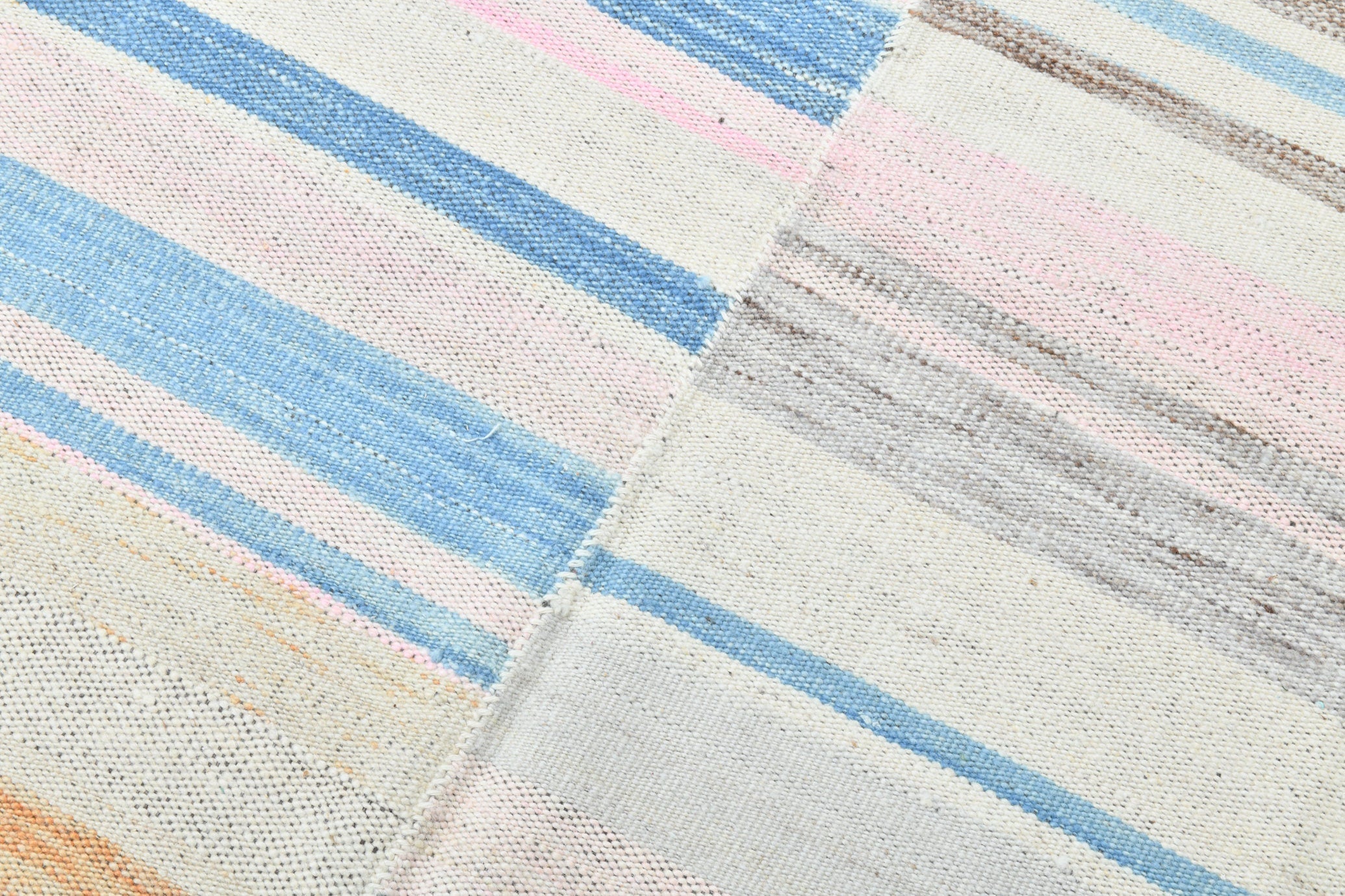 Modern Kilim Manzandaran 8’6’’ x 11’10’’ ft