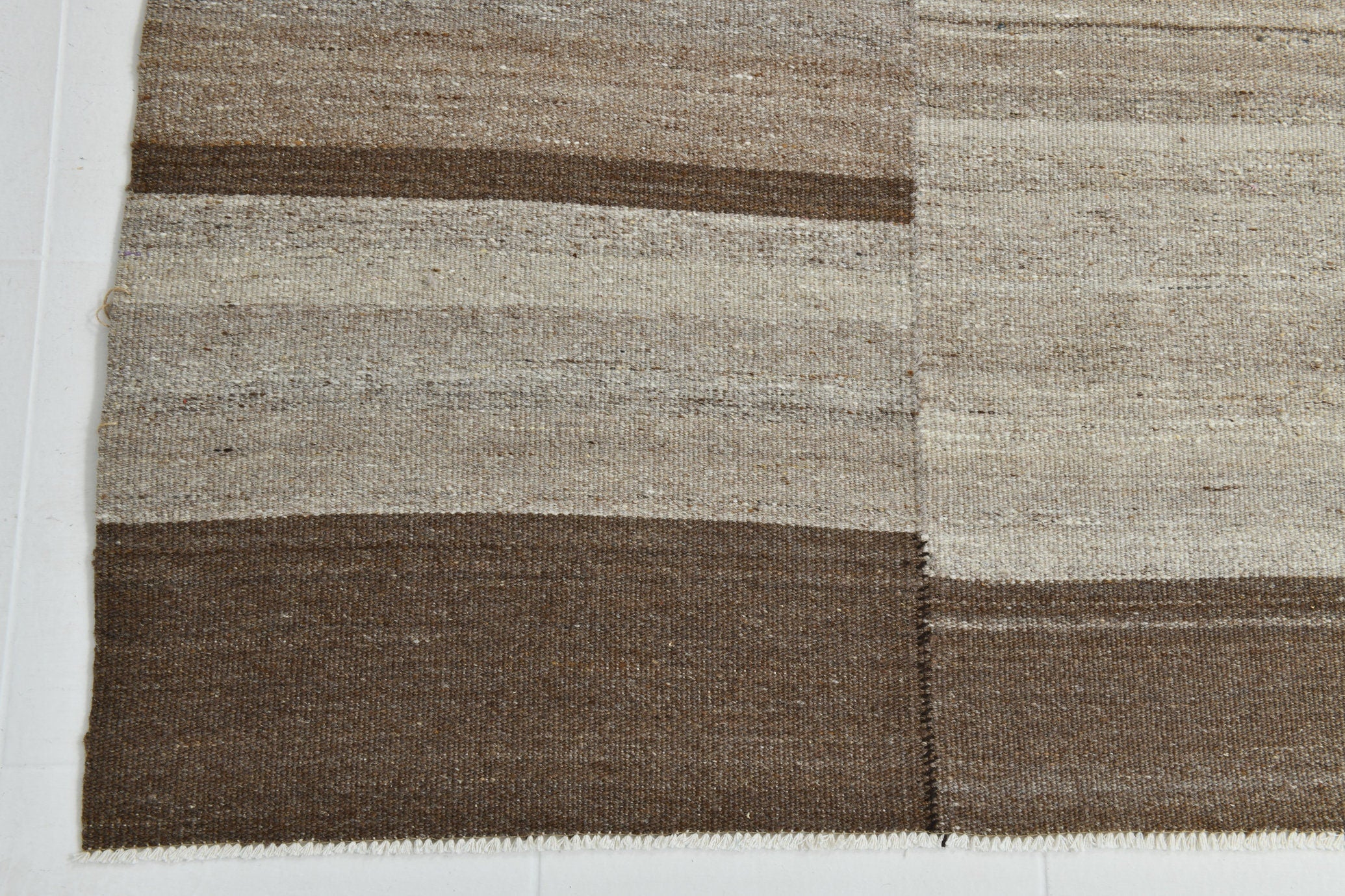 Modern Kilim Manzandaran 8’8’’ x 12’3’’ ft