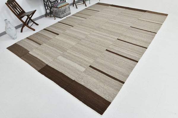 Modern Kilim Manzandaran 8’8’’ x 12’3’’ ft