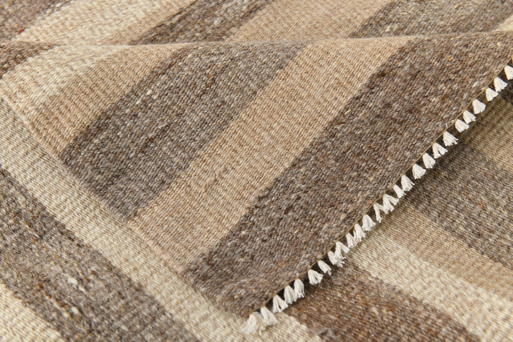 Modern Kilim Manzandaran 9’11’’ x 11’7’’ ft
