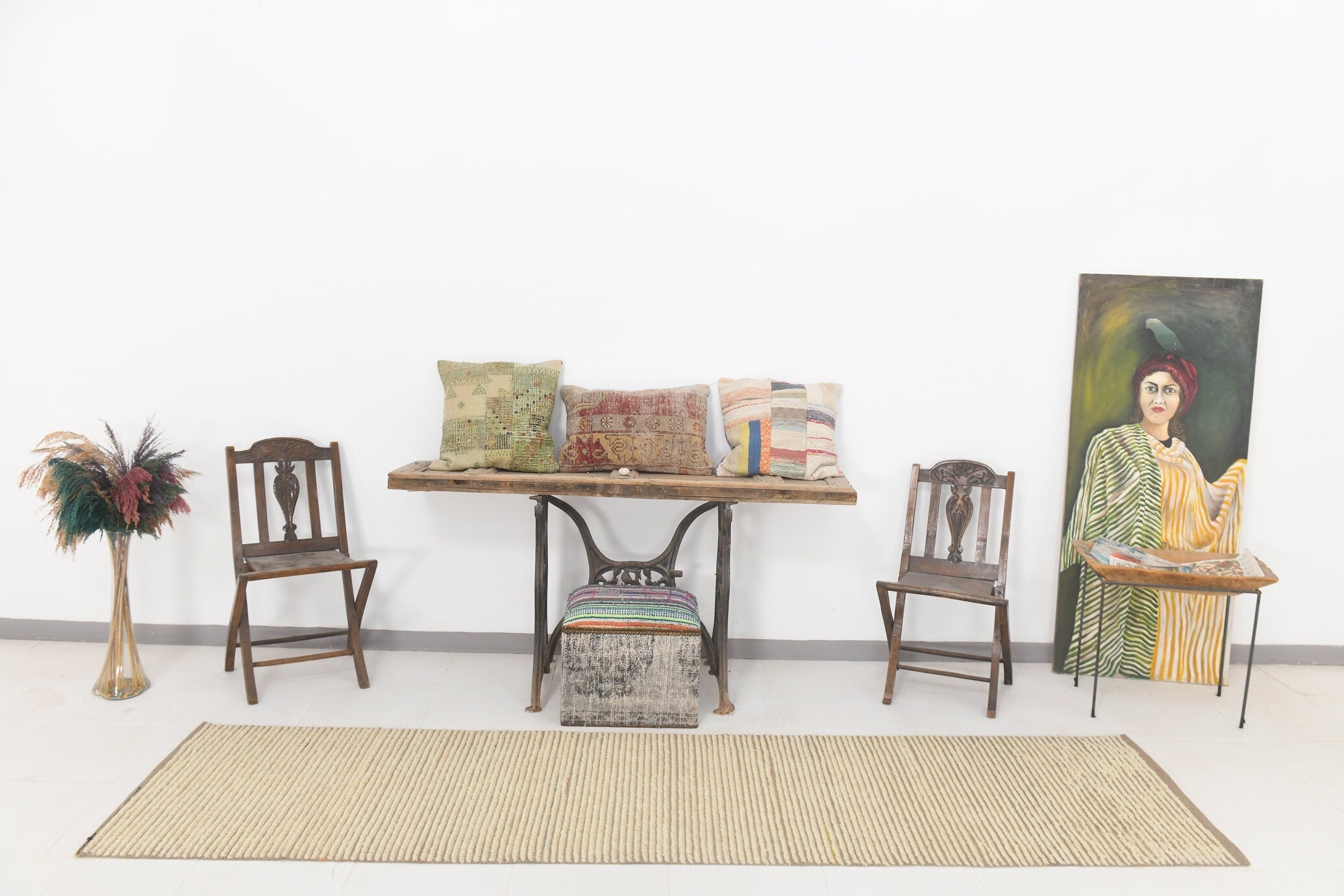 Modern Kilim Pompom 2’8’’ x 10’0’’ ft