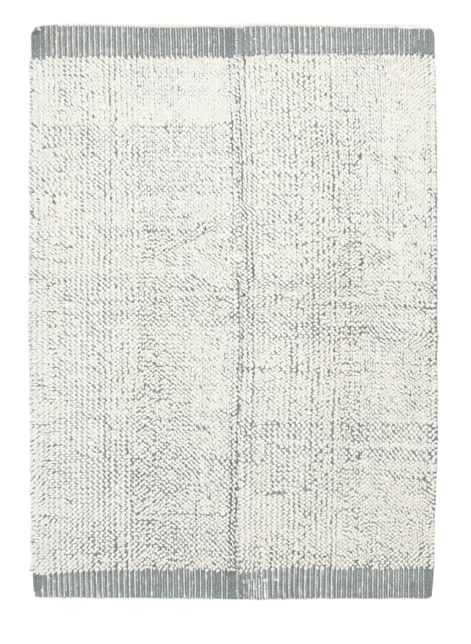 Modern Kilim Pompom 4'6" x 6'6" ft