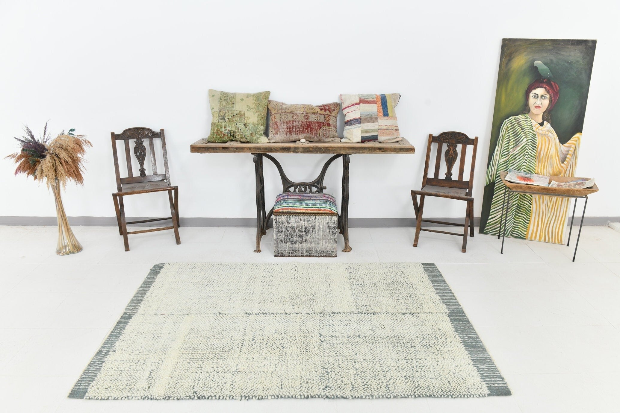 Modern Kilim Pompom 4’6’’ x 6’7’’ ft