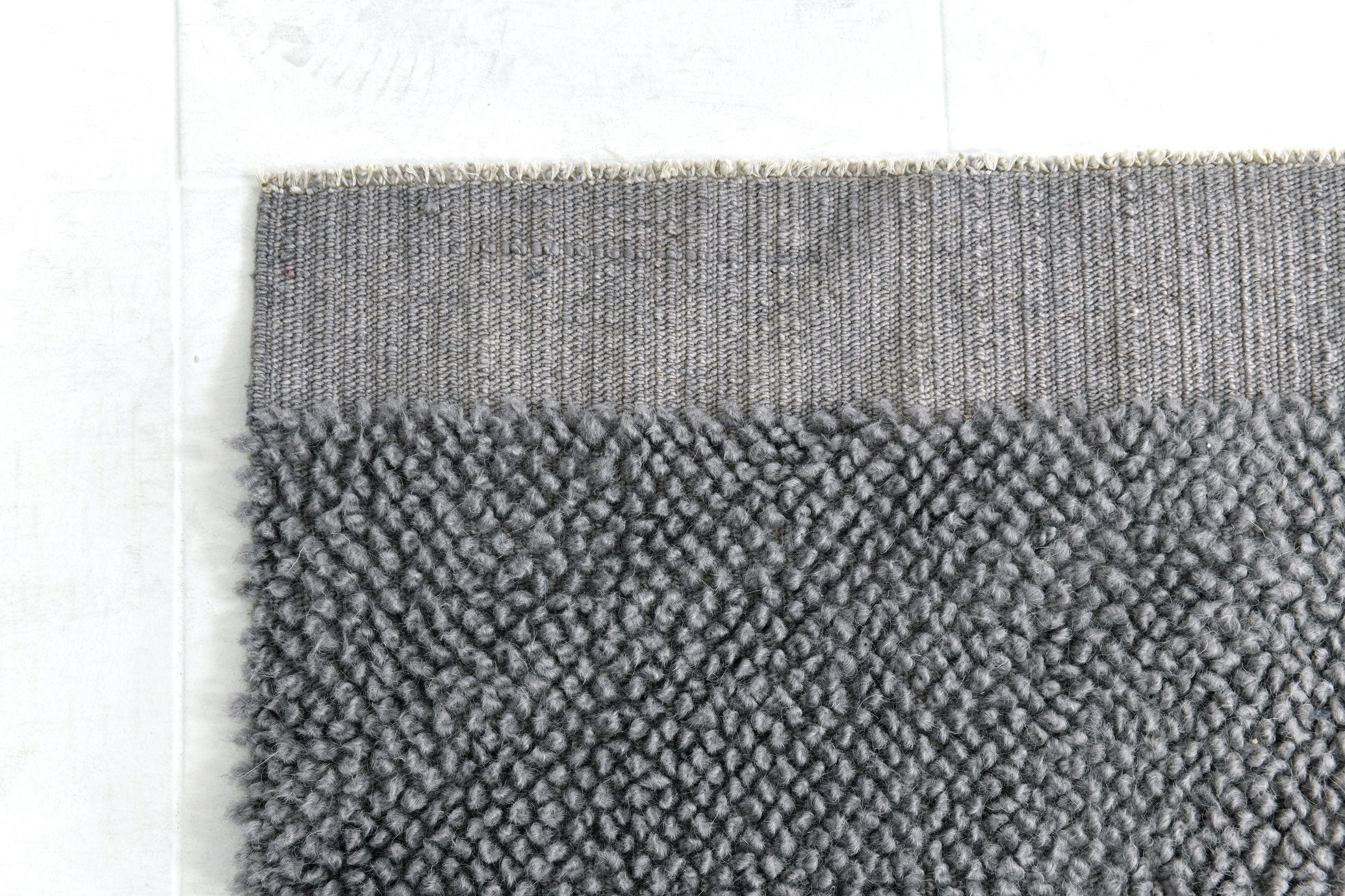 Modern Kilim Pompom 5'9" x 9'4" ft