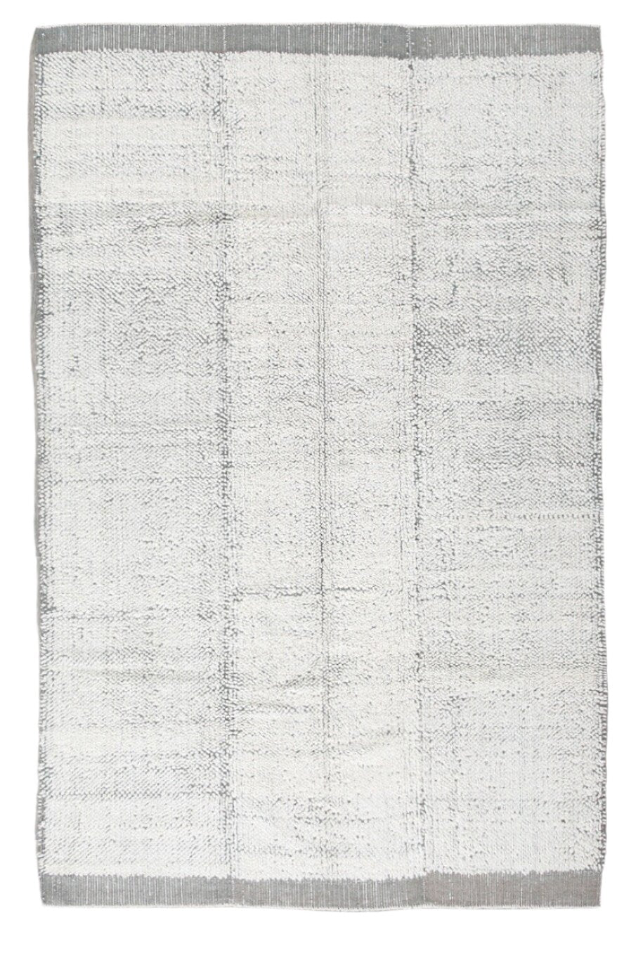 Modern Kilim Pompom 6’6’’ x 10’1’’ ft
