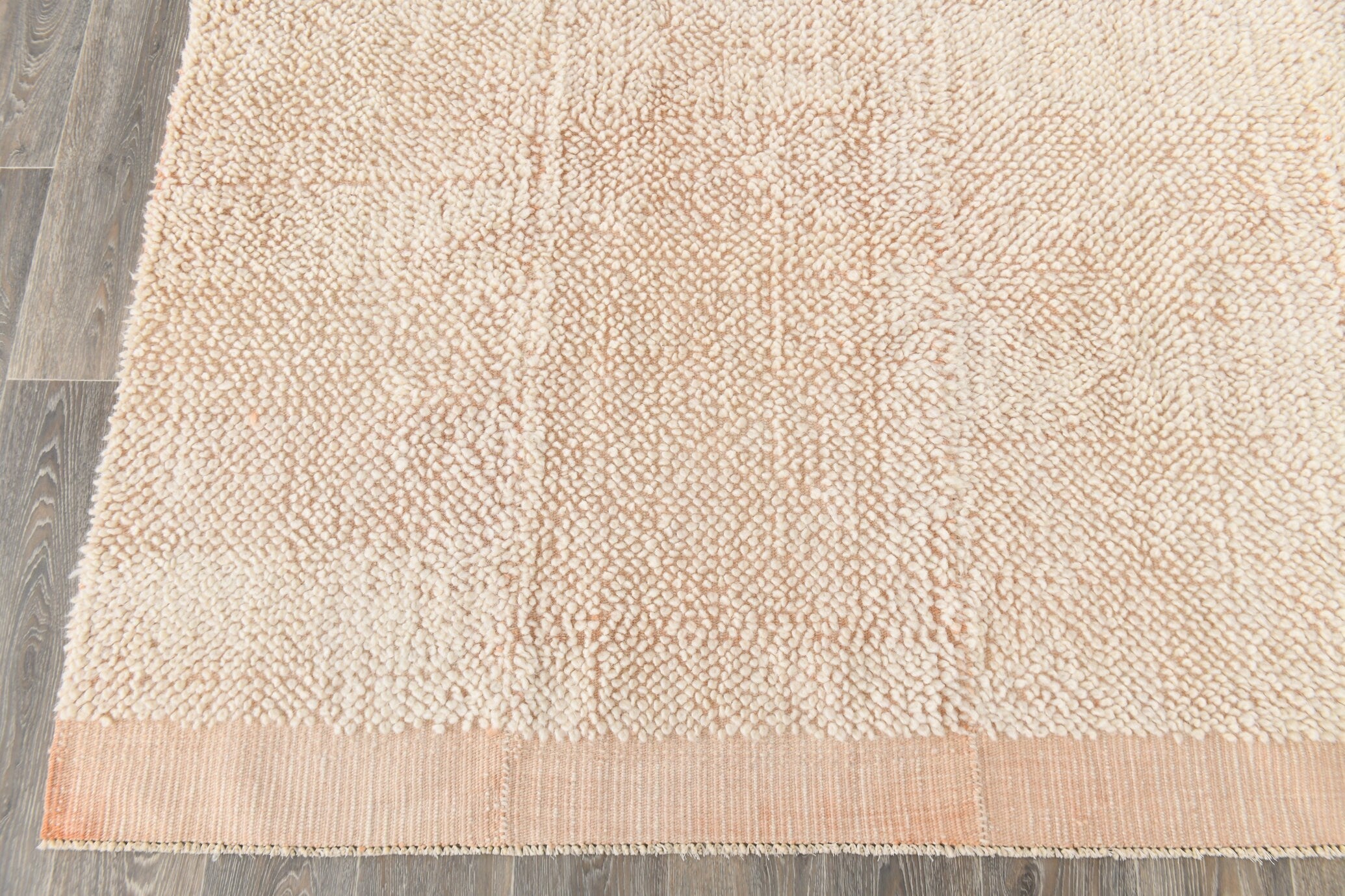 Modern Kilim Pompom 8’2’’ x 9’12’’ ft