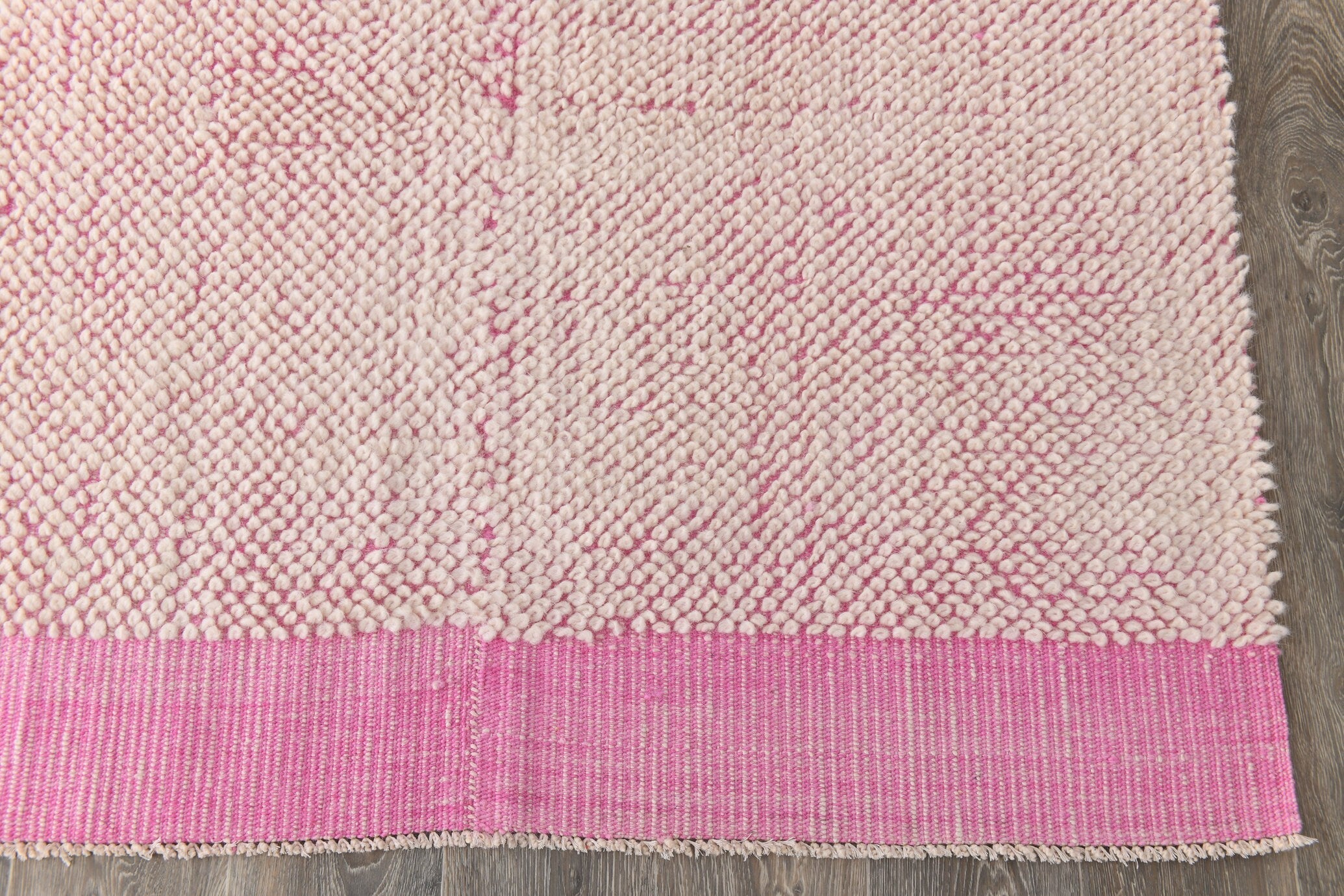 Modern Kilim Pompom 8’6’’ x 9’11’’ ft