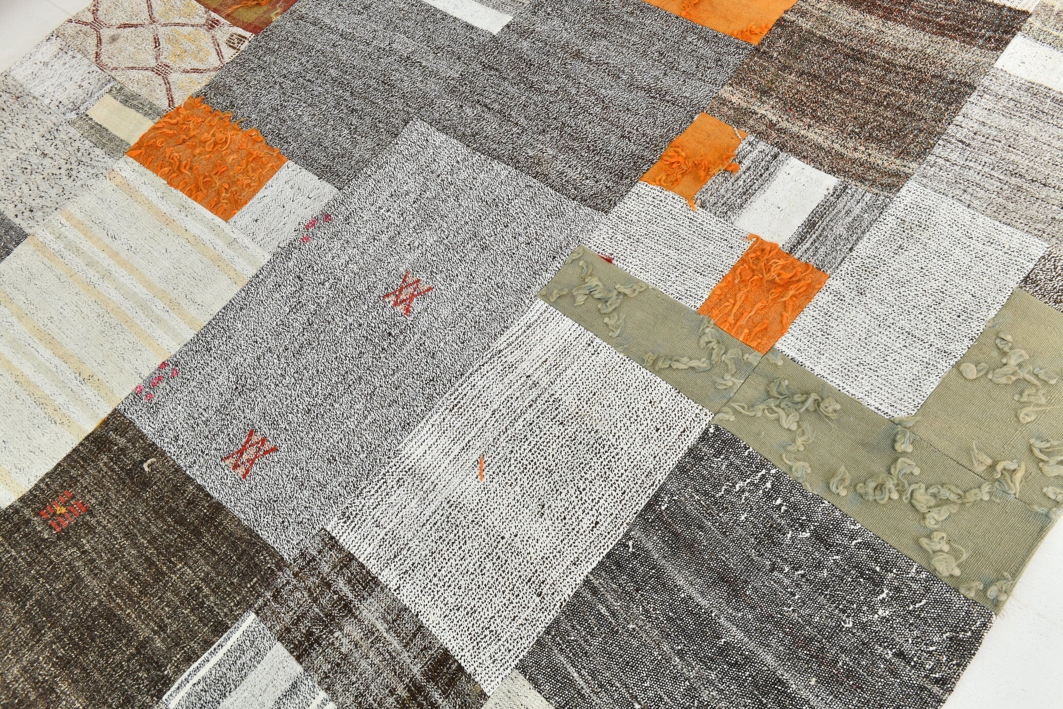 Turkish Flatweave Patchwork Rug 9’11’ x 6’11’