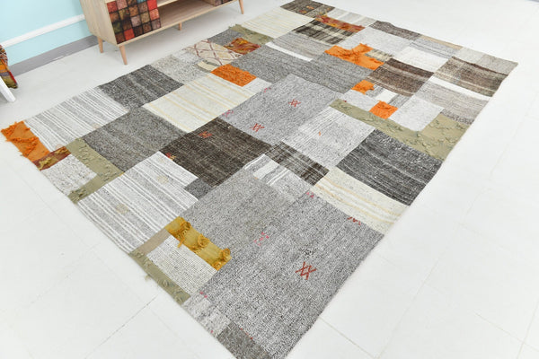 Turkish Flatweave Patchwork Rug 9’11’ x 6’11’