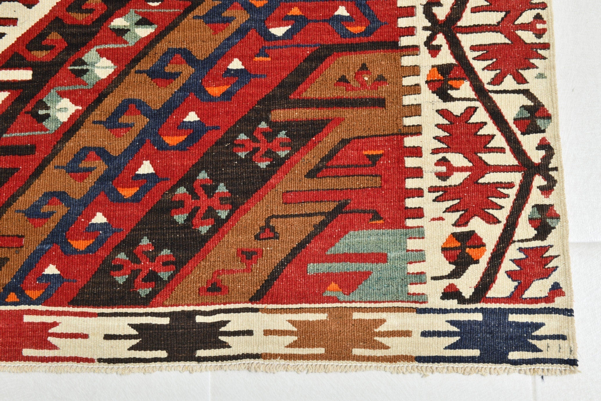 Turkish Kilim Old Rug 10’7’ x 5’1’