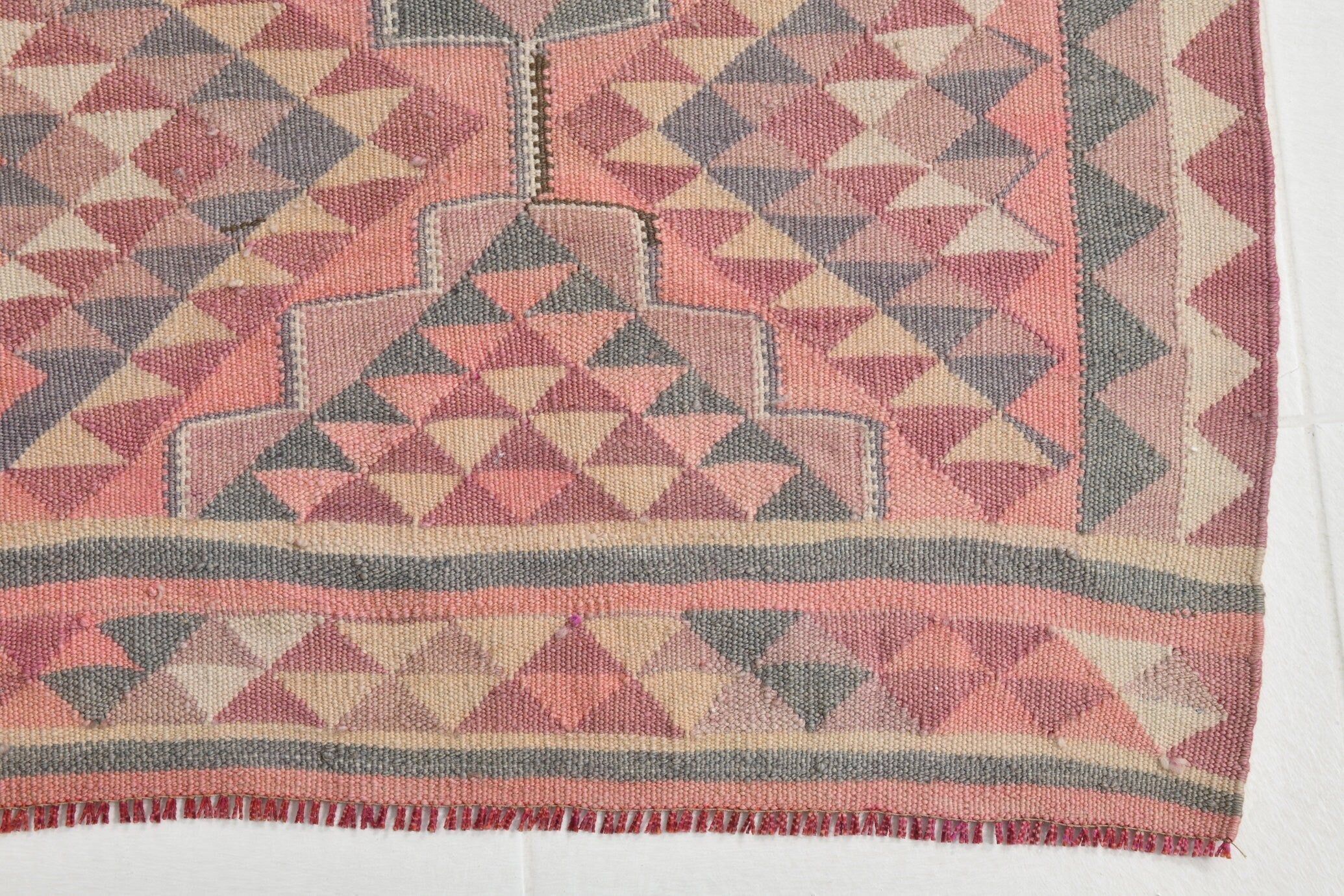 Turkish Kilim Old Rug 2’7’ x 8’11’