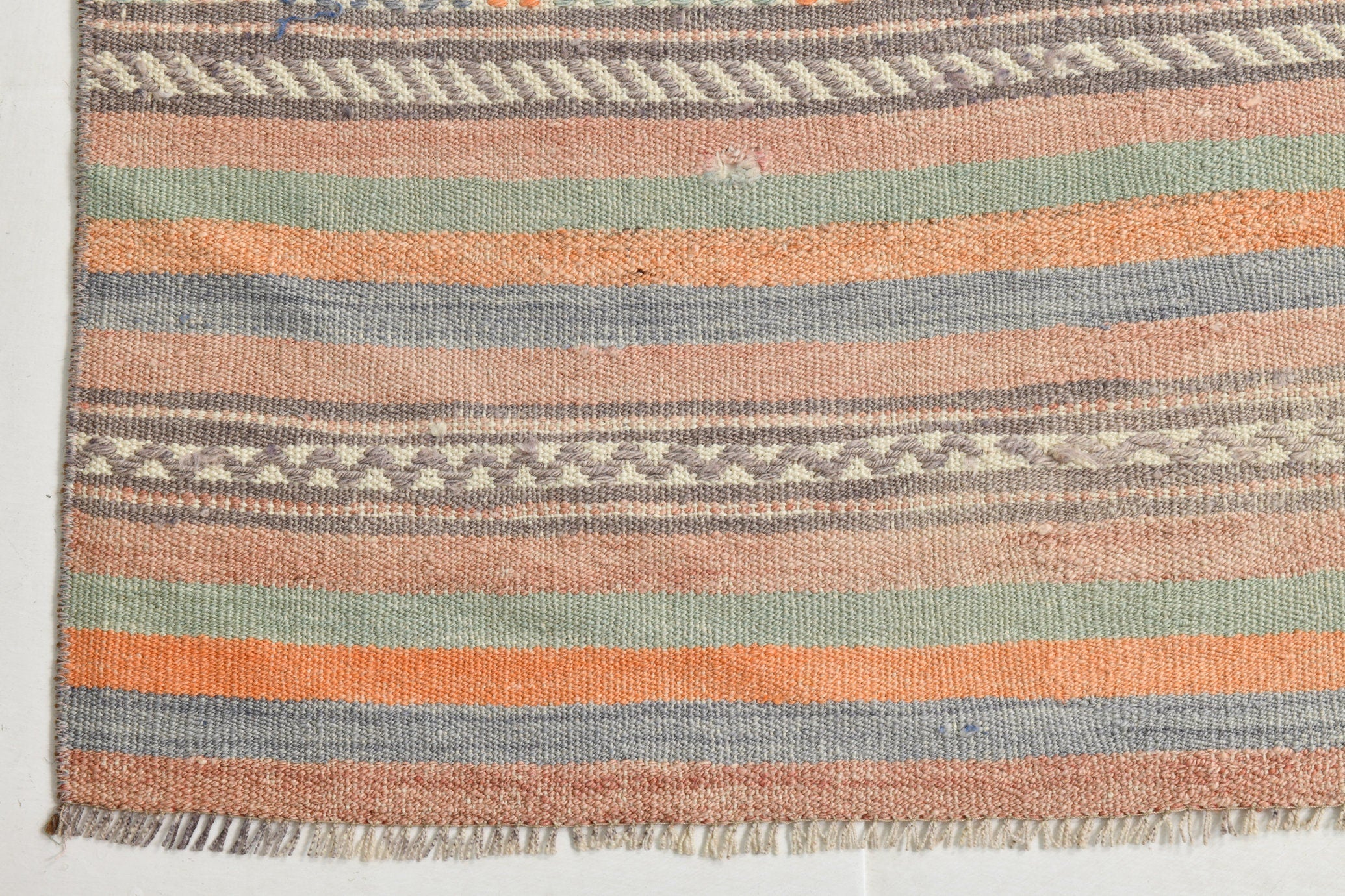 Turkish Kilim Old Rug 2’7’ x 9’11’