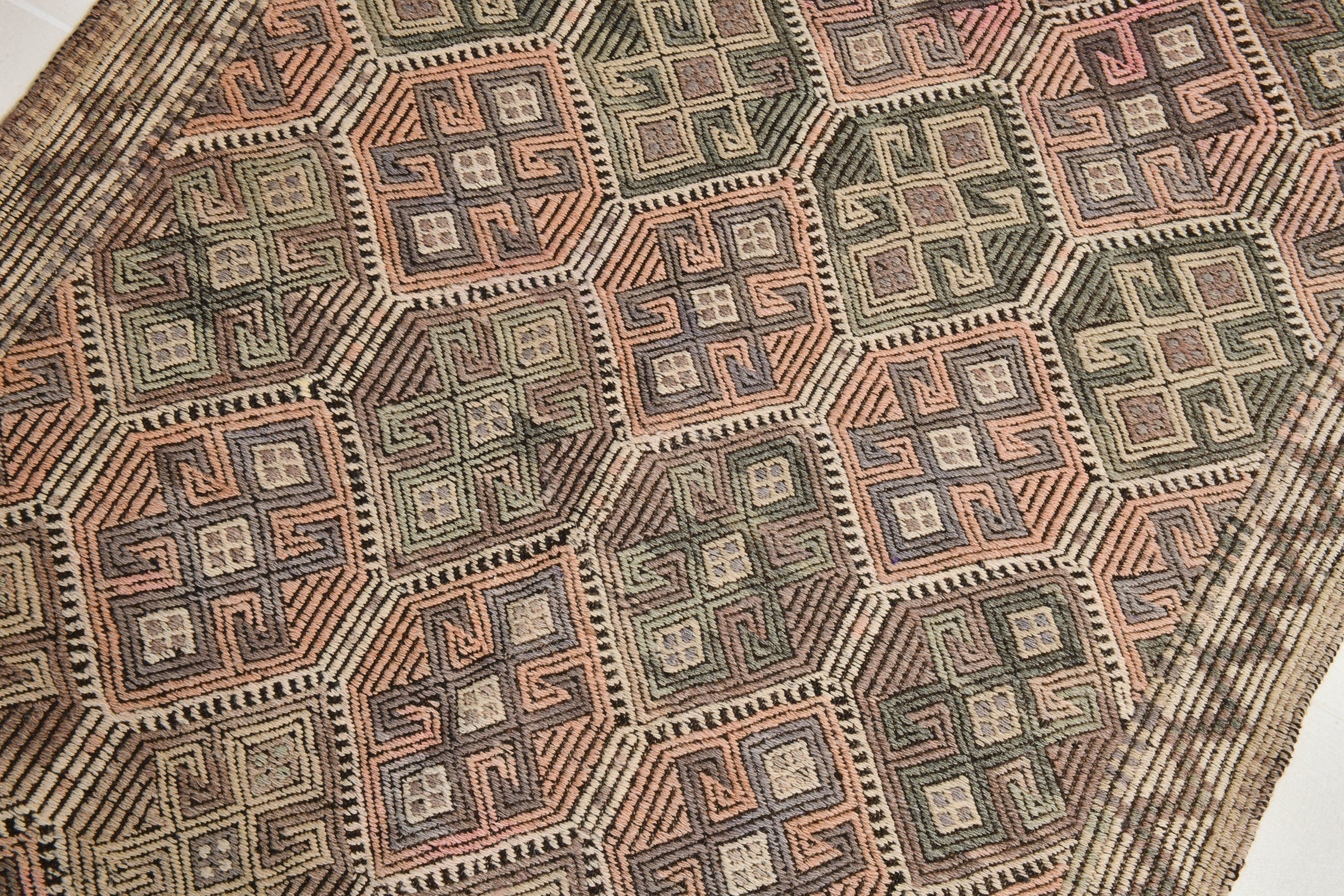 Turkish Kilim Old Rug 3’10’’ x 7’5’’