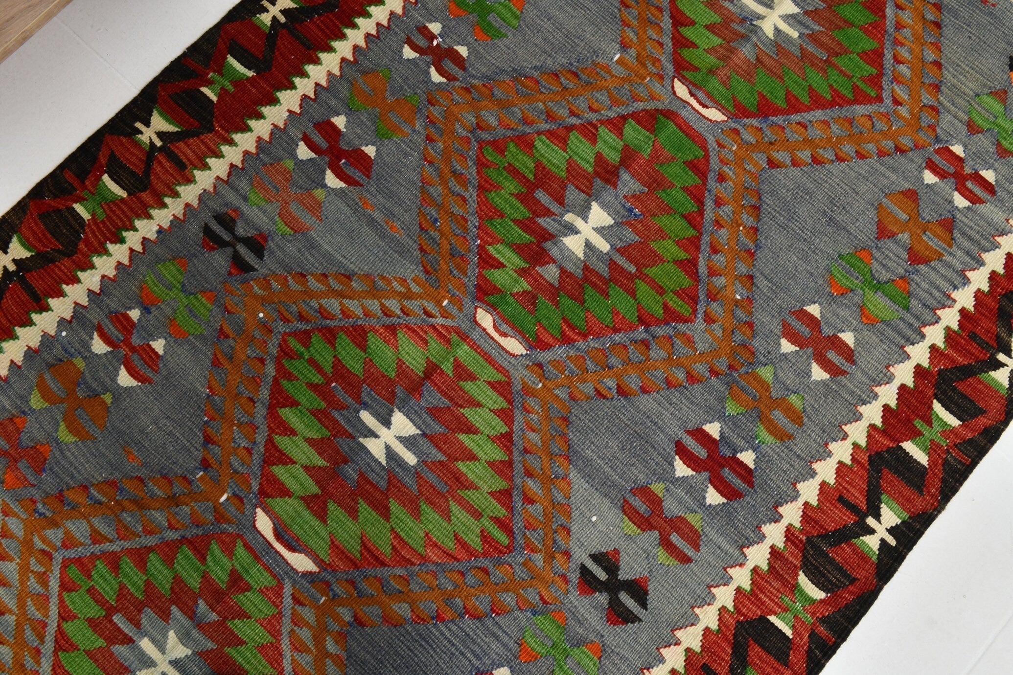Turkish Kilim Old Rug 4’0’’ x 6’3’’