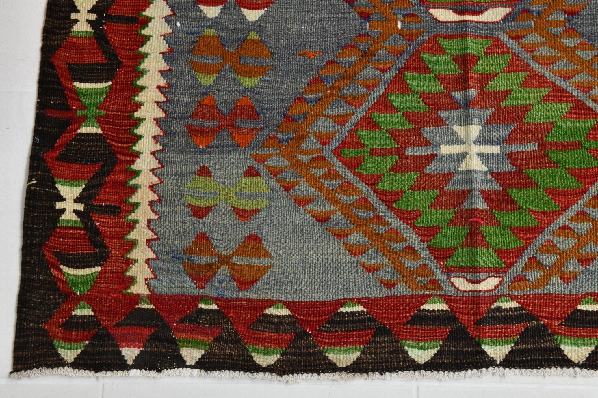 Turkish Kilim Old Rug 4’0’’ x 6’3’’