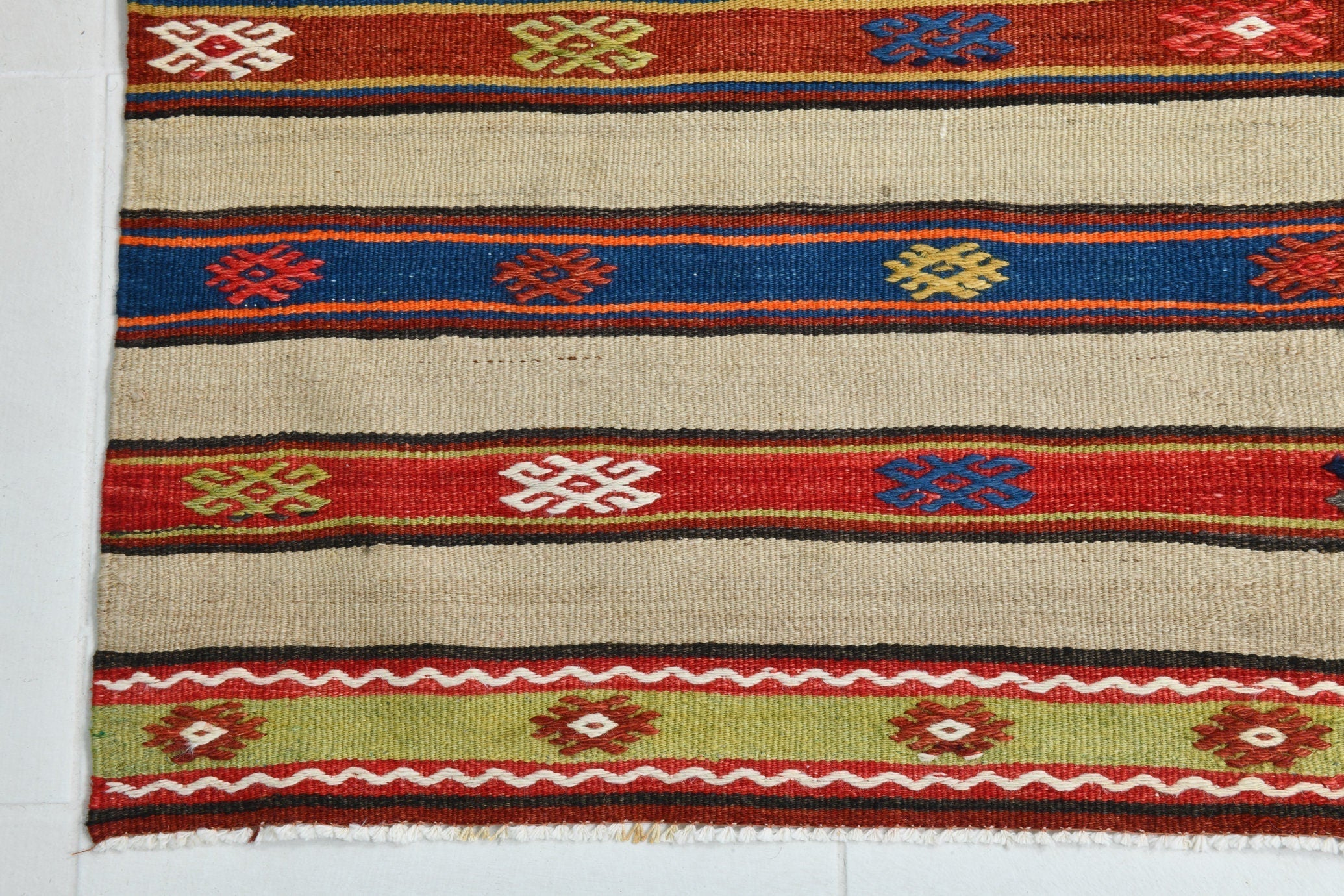 Turkish Kilim Old Rug 4’10’’ x 7’9’’
