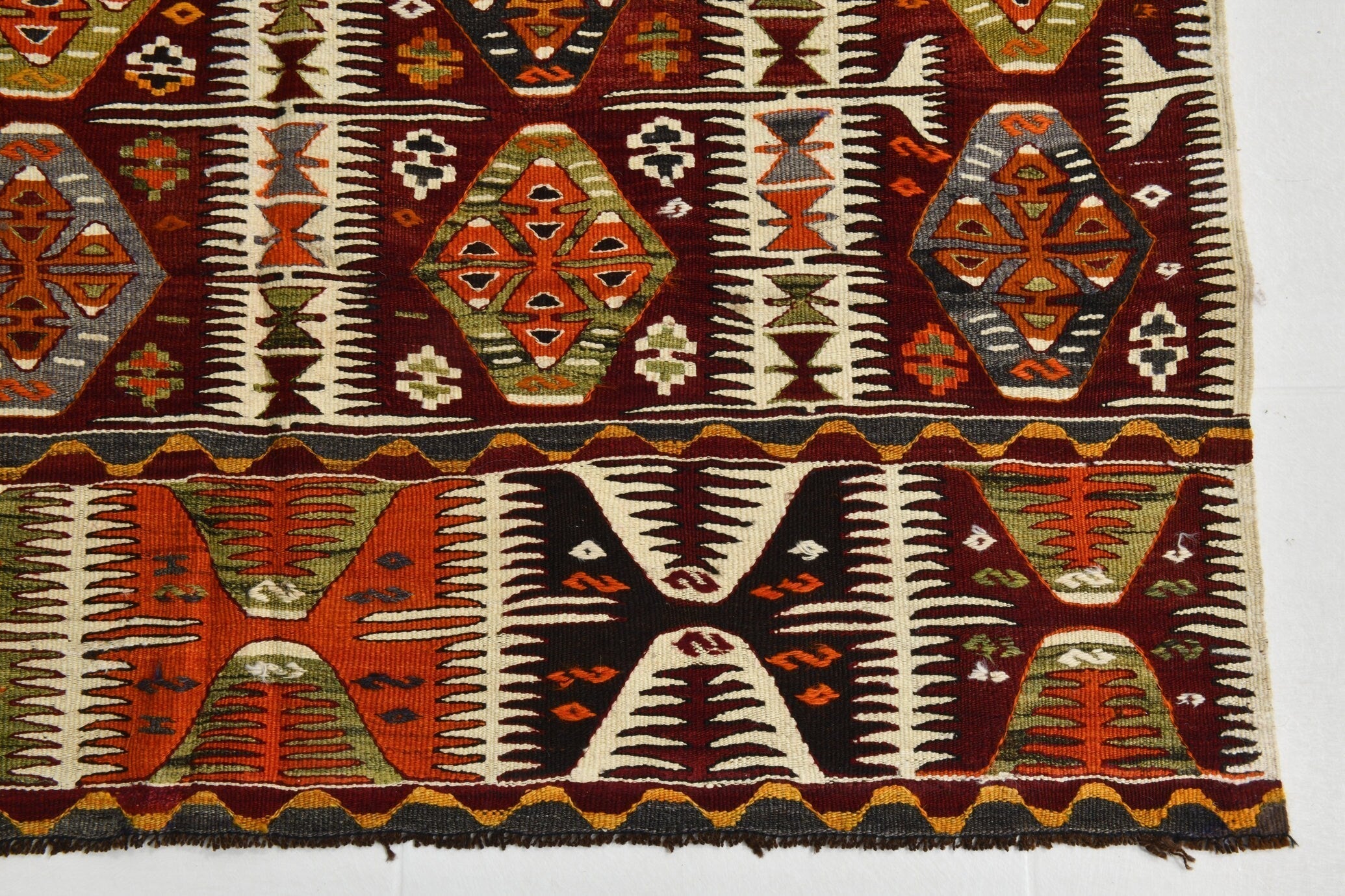 Turkish Kilim Old Rug 4’4’ x 9’11’