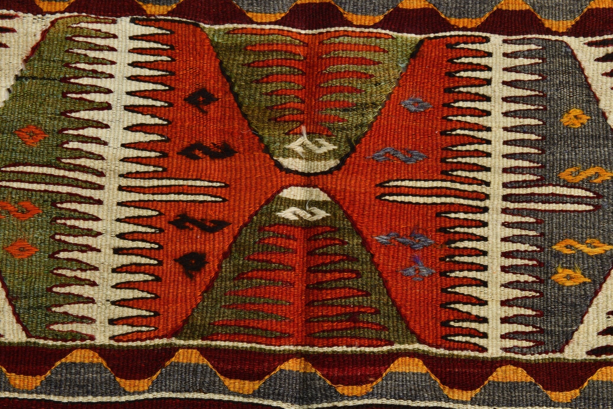 Turkish Kilim Old Rug 4’4’ x 9’11’