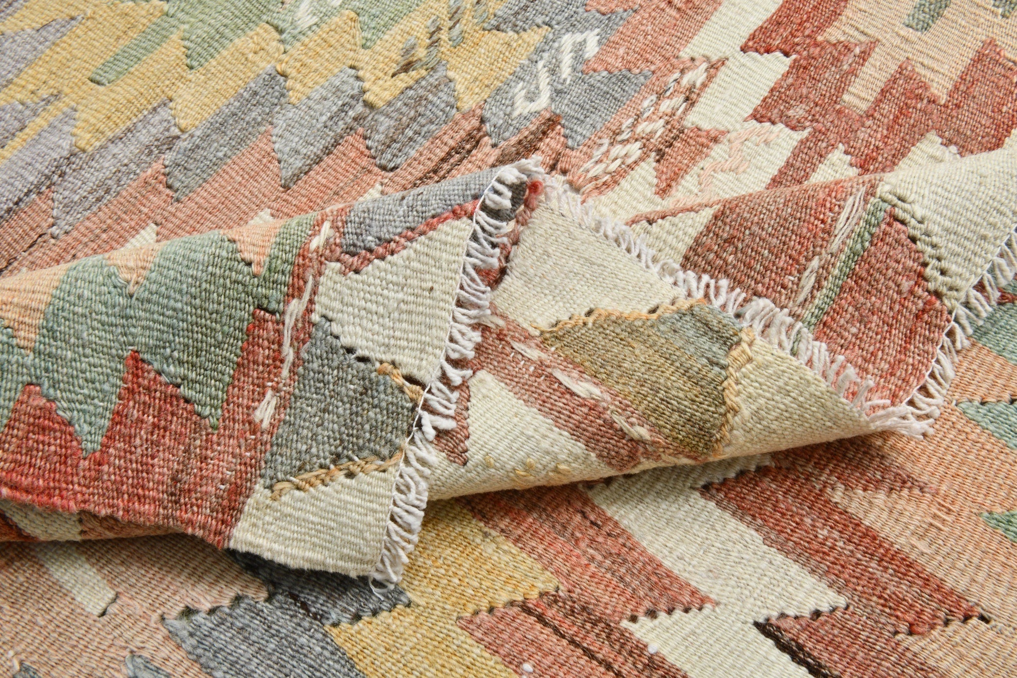 Turkish Kilim Old Rug 4’5’’ x 6’4’’