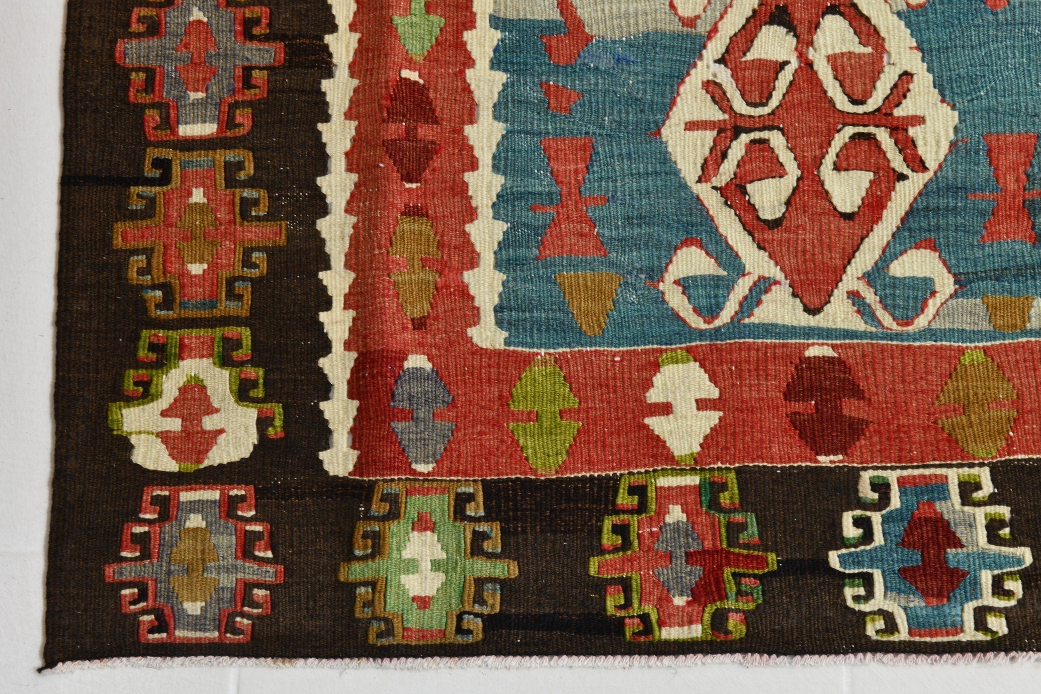 Turkish Kilim Old Rug 4’8’ x 3’3’