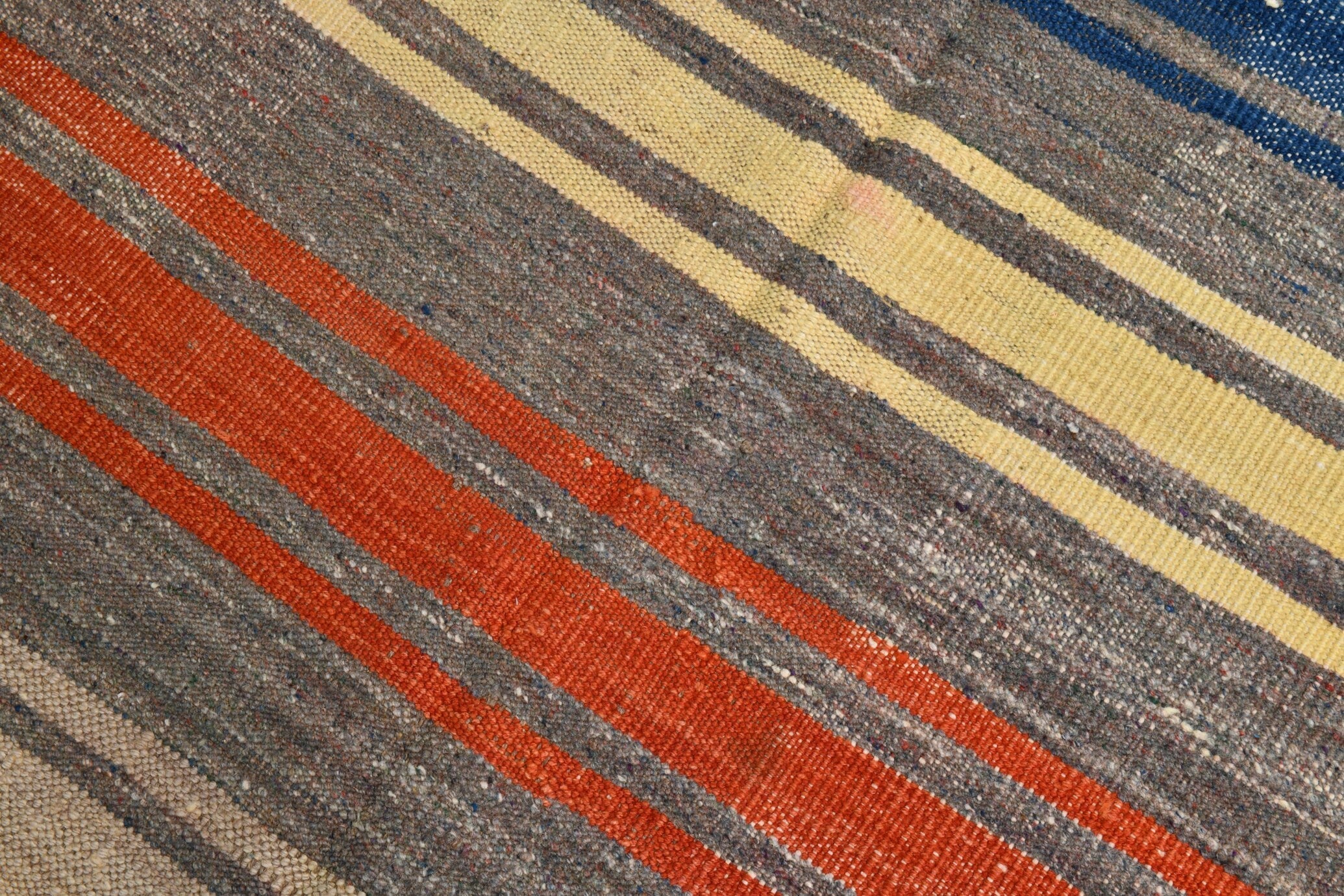 Turkish Kilim Old Rug 4’8’ x 9’4’
