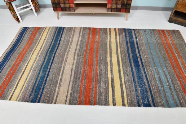 Turkish Kilim Old Rug 4’8’ x 9’4’