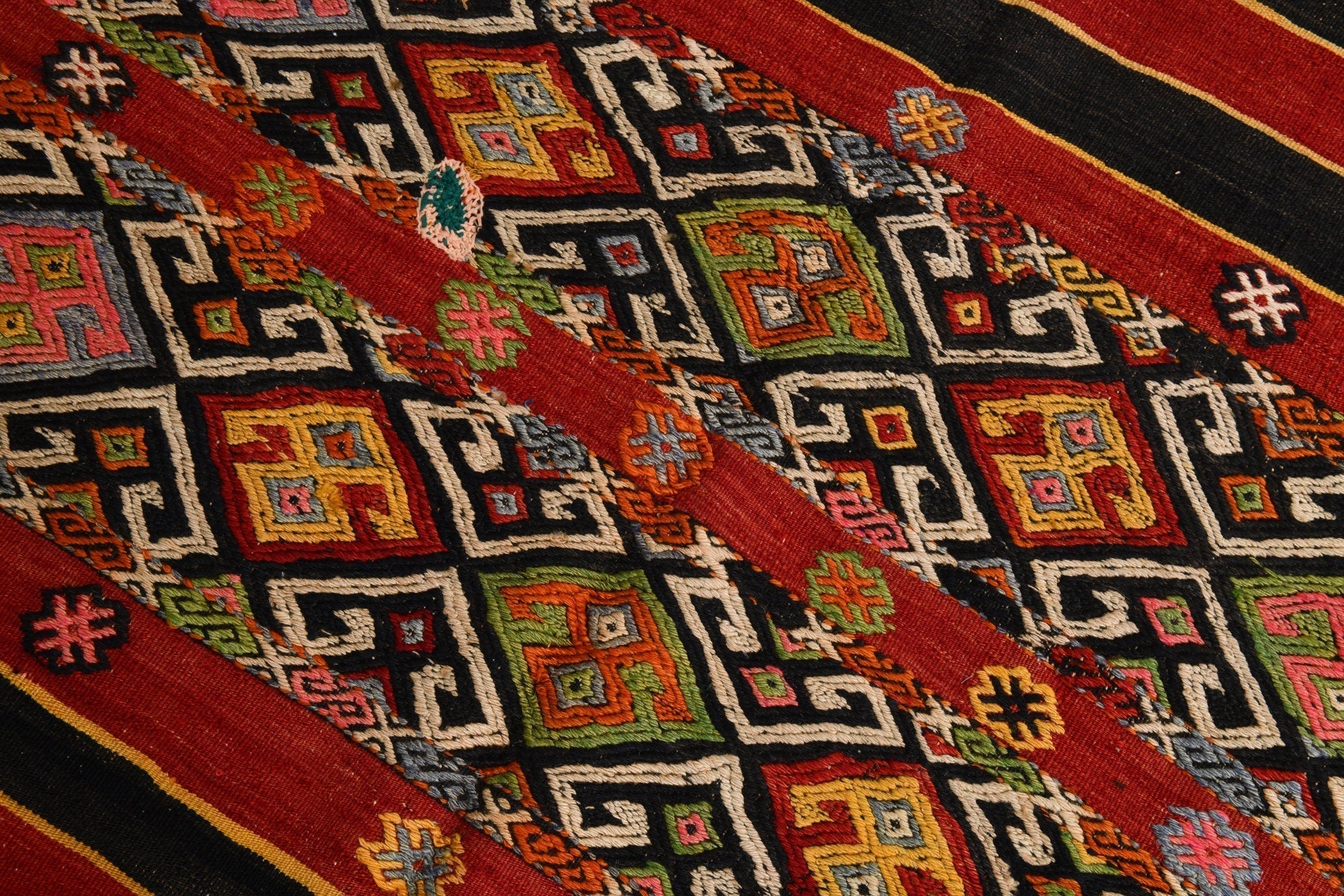 Turkish Kilim Old Rug 5’1’ x 6’12’