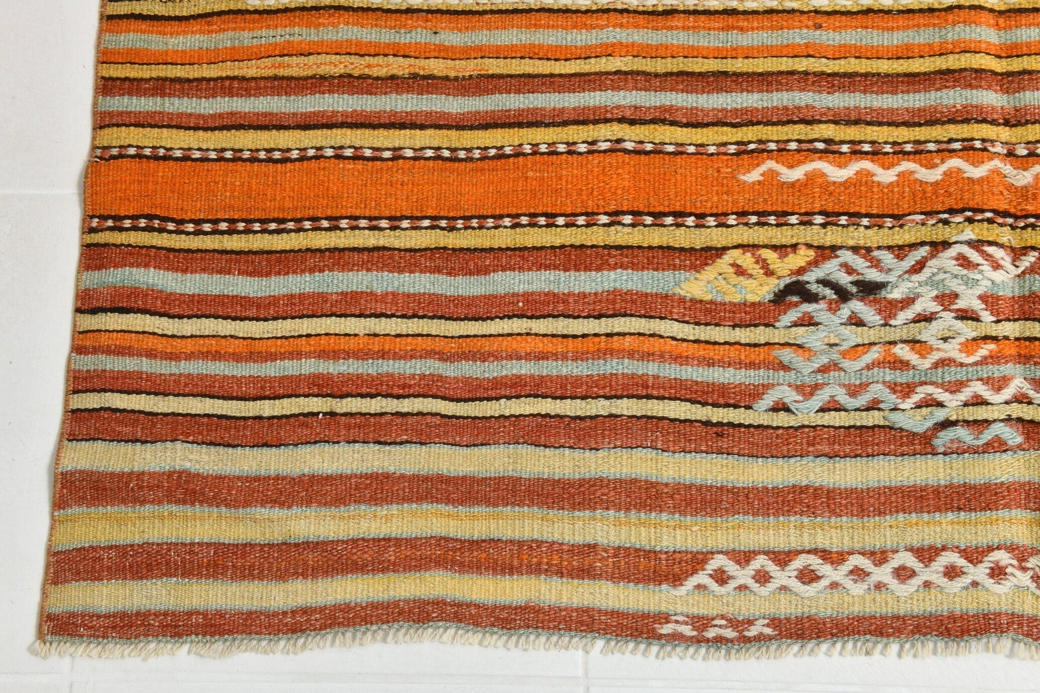 Turkish Kilim Old Rug 5’1’’ x 6’9’’