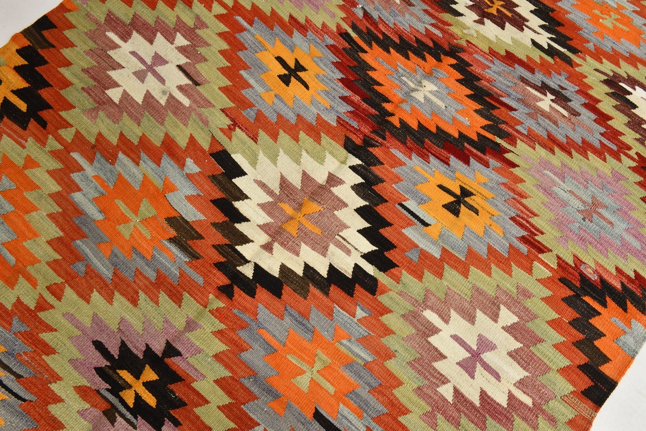 Turkish Kilim Old Rug 5’1’’ x 7’7’’