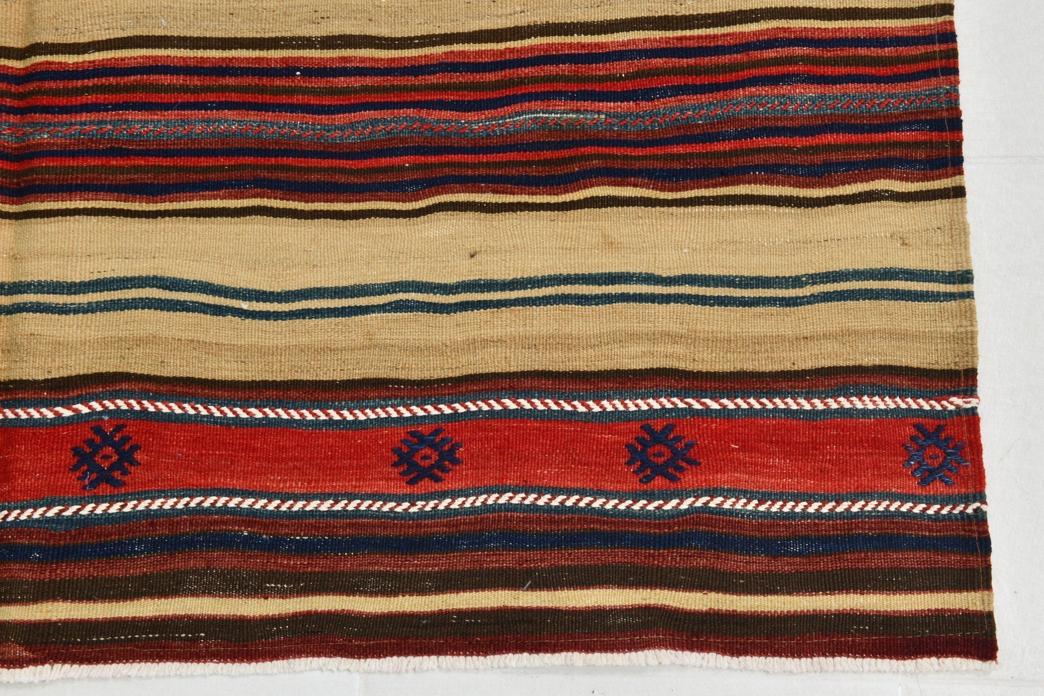 Turkish Kilim Old Rug 5’1’ x 8’4’