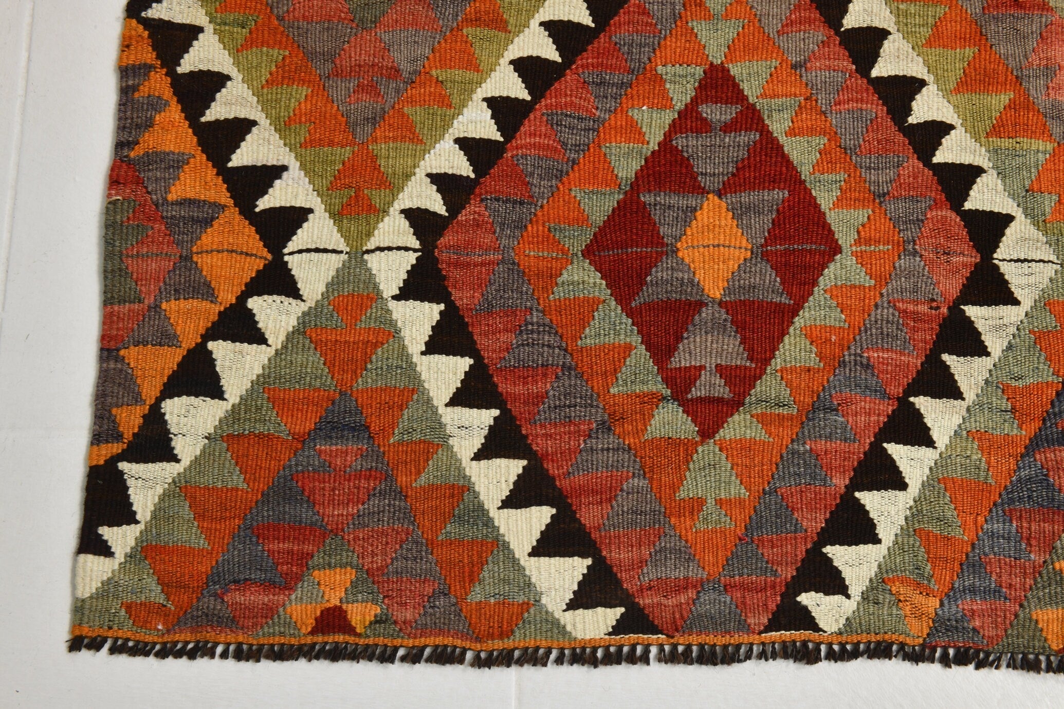 Turkish Kilim Old Rug 5’1’ x 8’8’