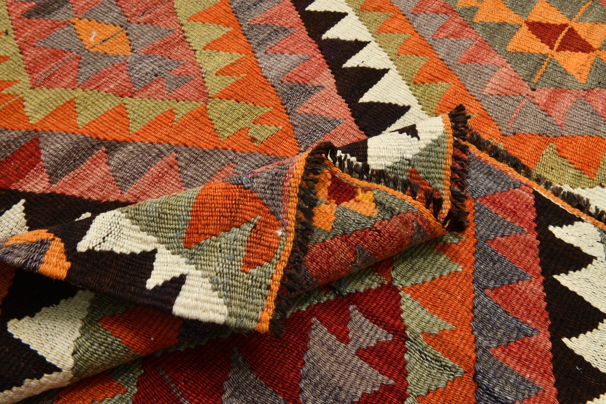 Turkish Kilim Old Rug 5’1’ x 8’8’