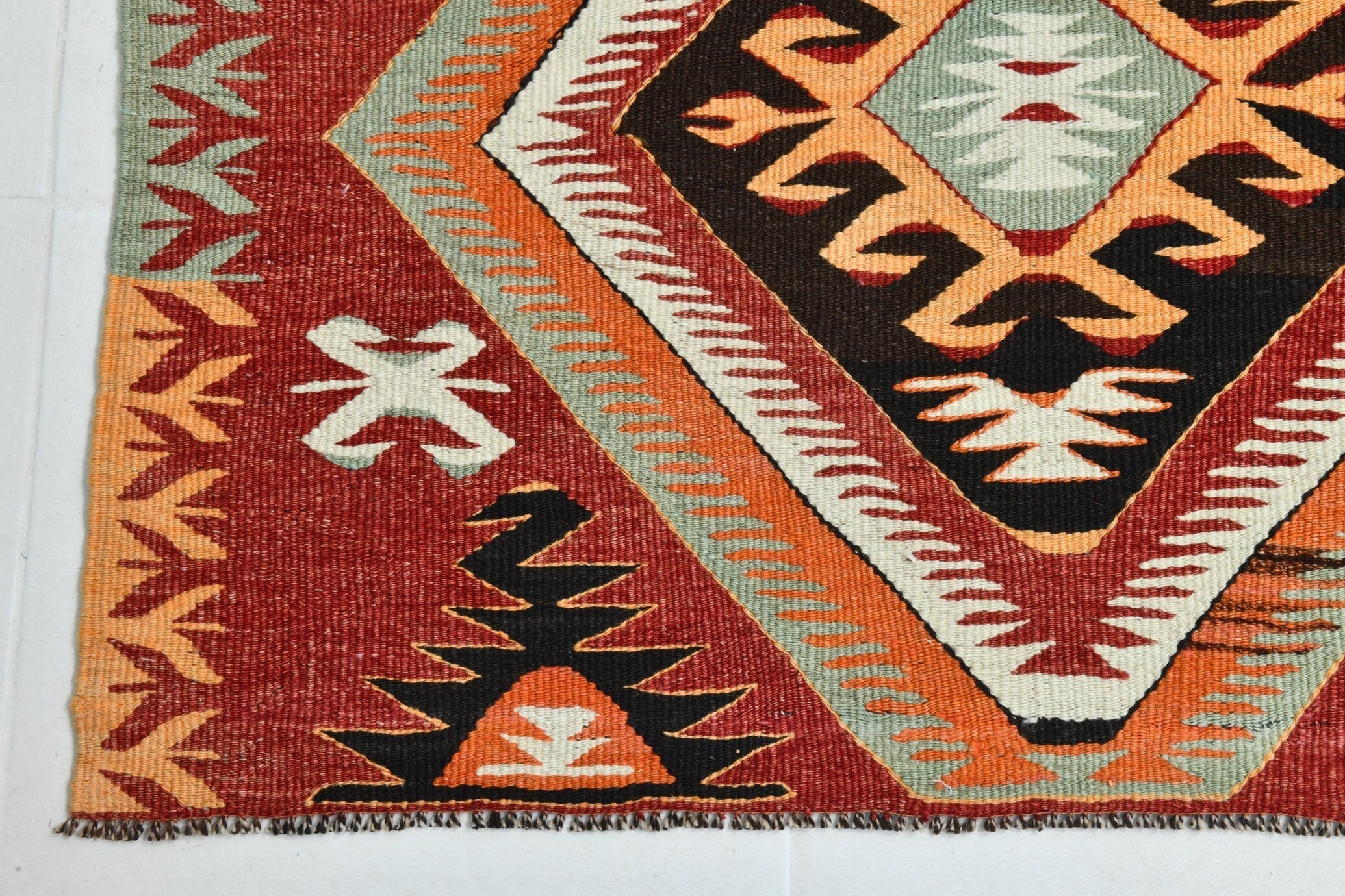 Turkish Kilim Old Rug 5’3’ x 9’0’
