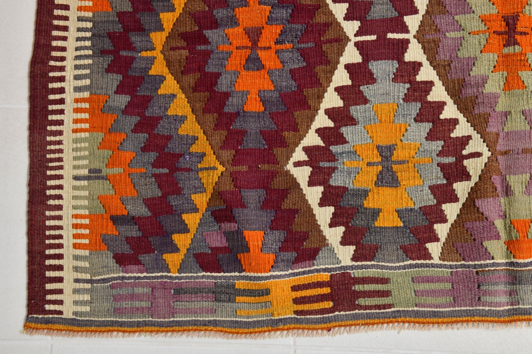 Turkish Kilim Old Rug 5’6’ x 8’6’