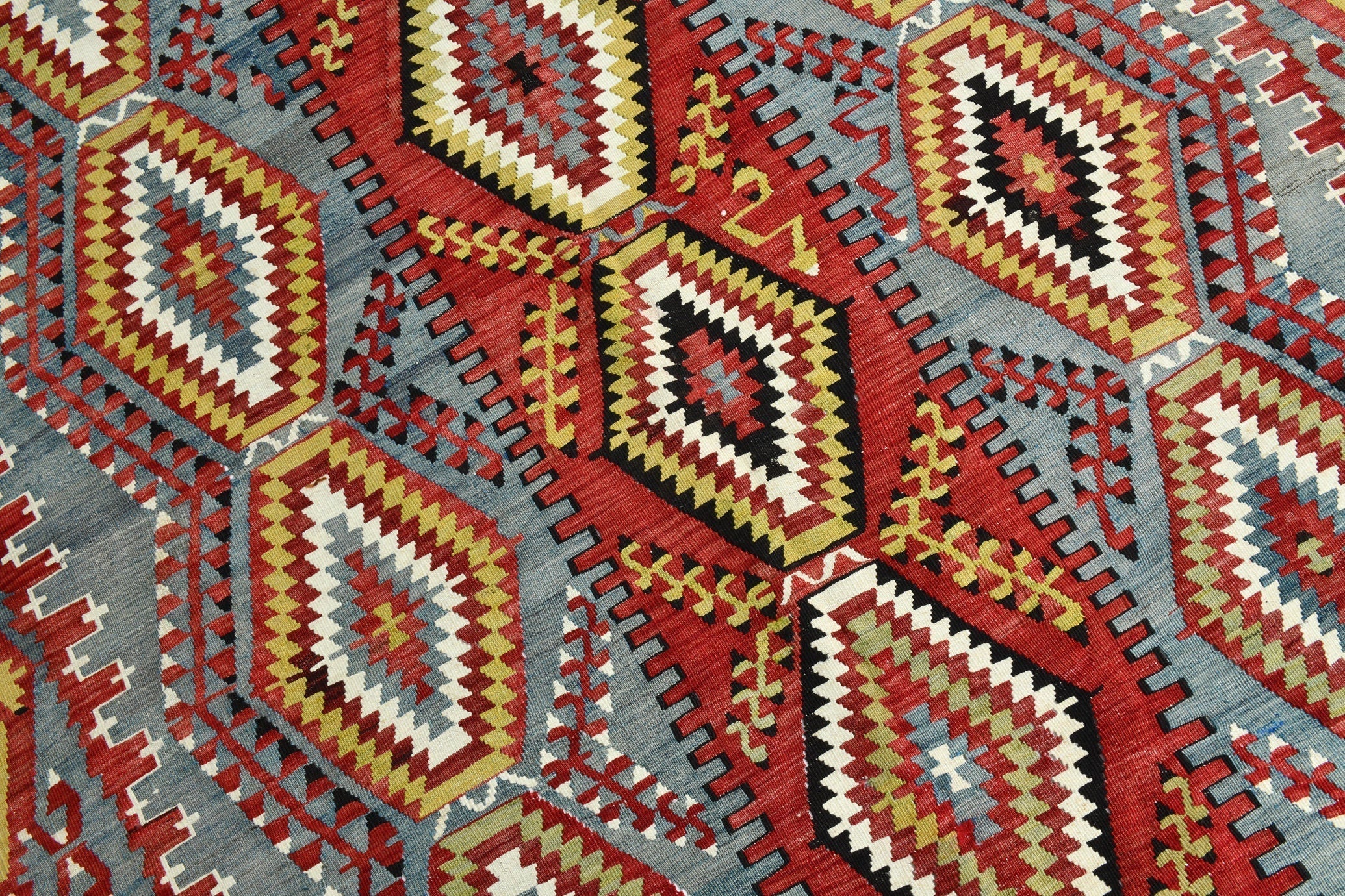 Turkish Kilim Old Rug 5’7’ x 8’10’