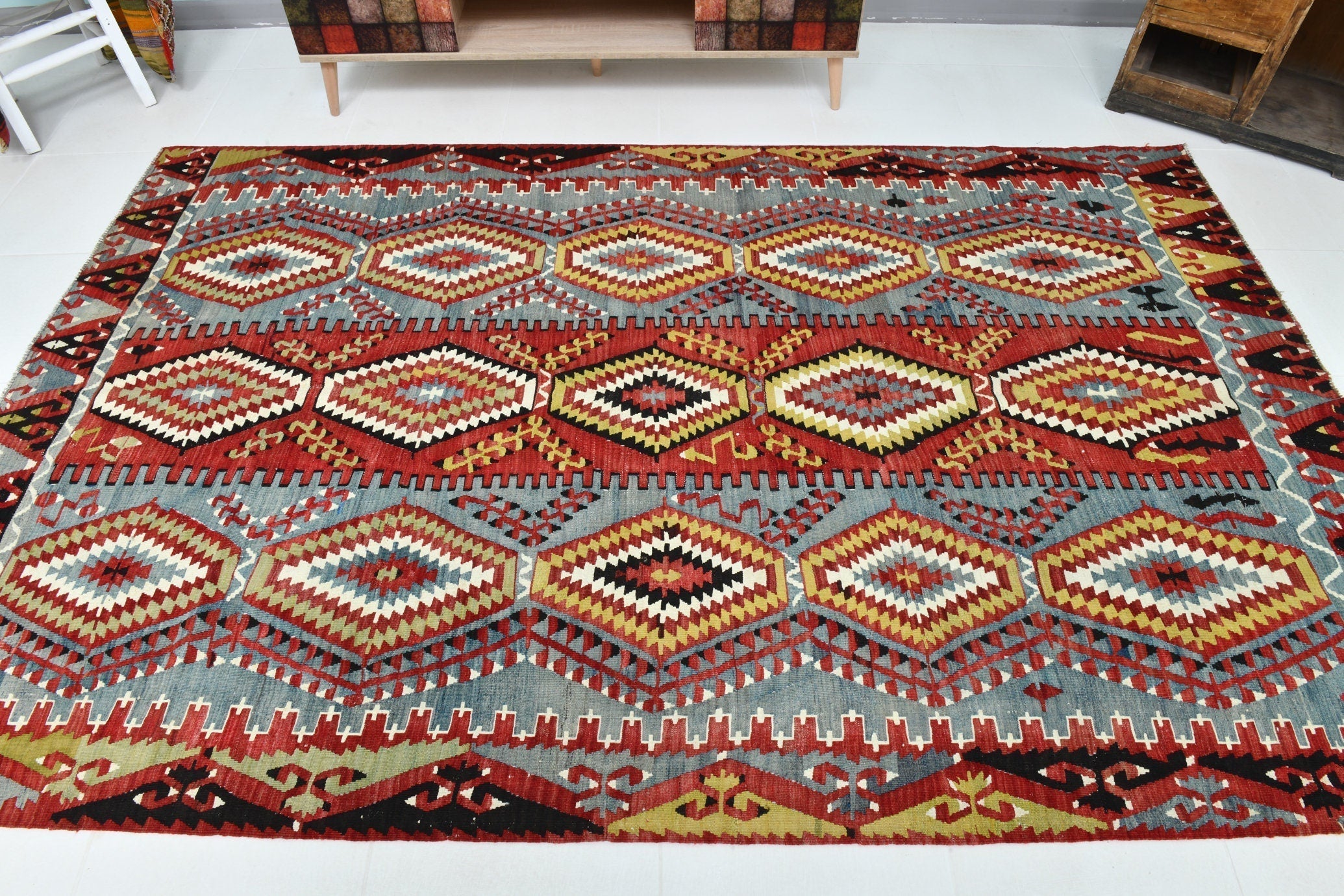 Turkish Kilim Old Rug 5’7’ x 8’10’