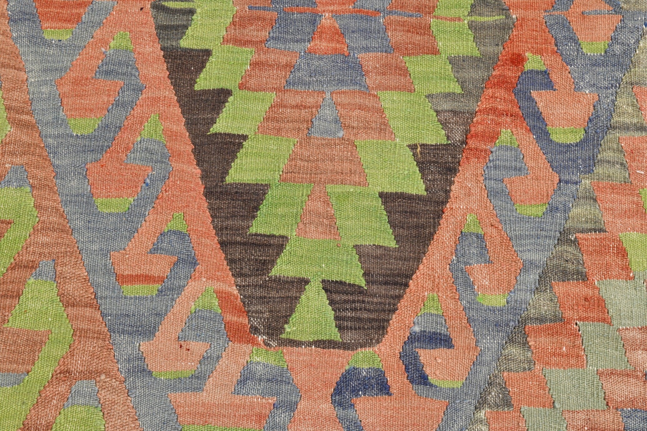 Turkish Kilim Old Rug 9’11’ x 5’11’