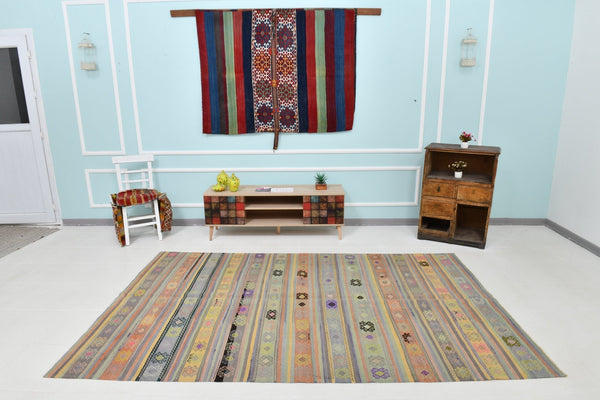 Turkish Kilim Old Rug 9’2’ x 5’10’