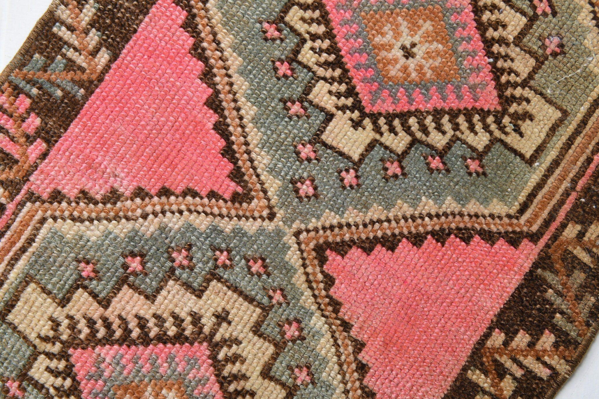 Turkish Vintage Doormat 2’3’ x 1’7’