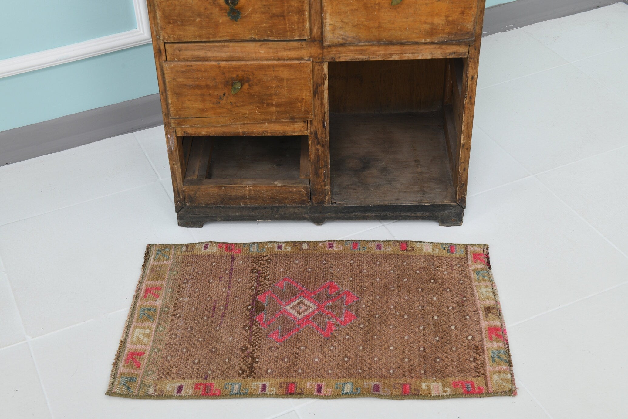 Turkish Vintage Doormat 2’6’ x 1’6’