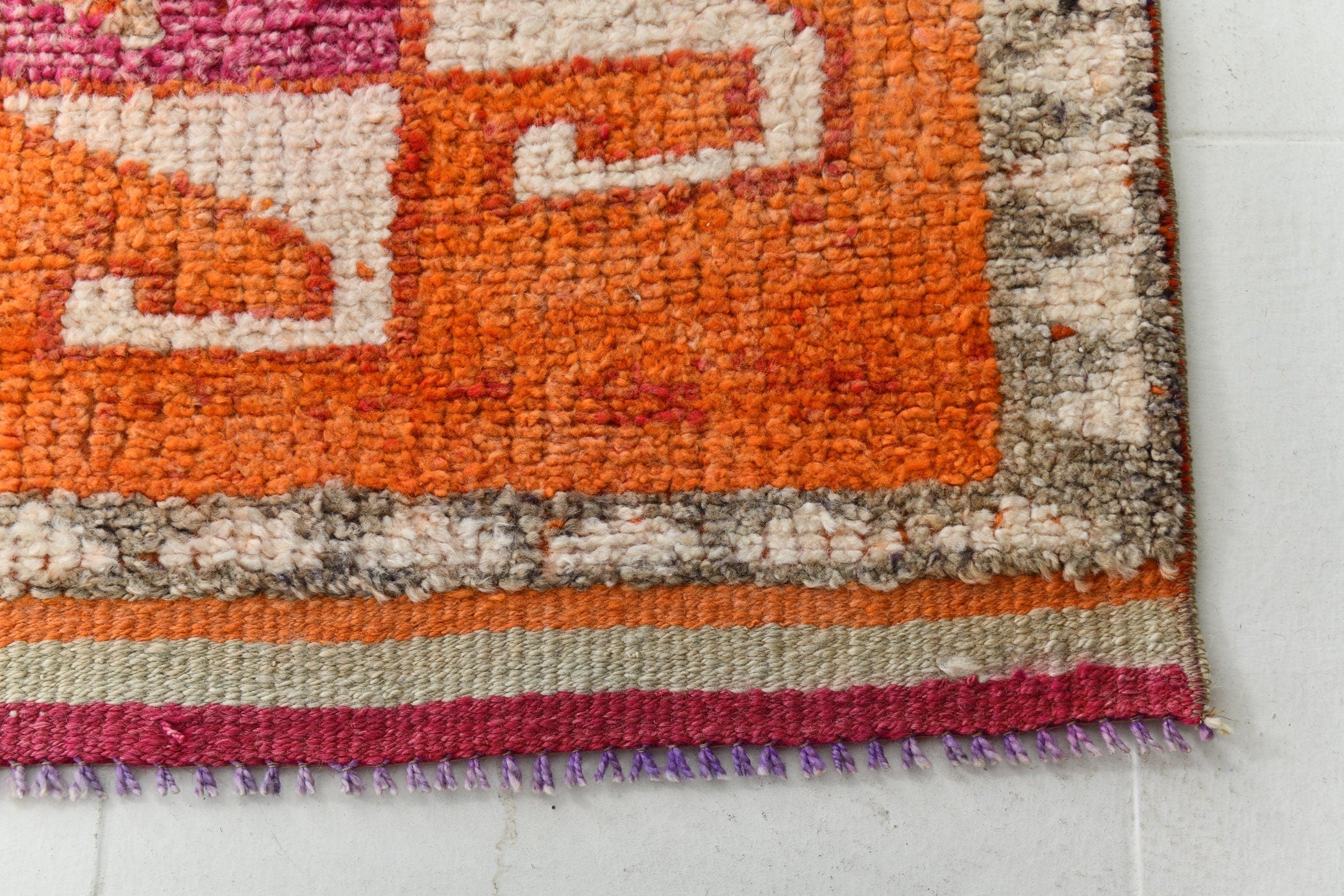 Turkish Vintage Herki Rug 11’5’ x 3’1’