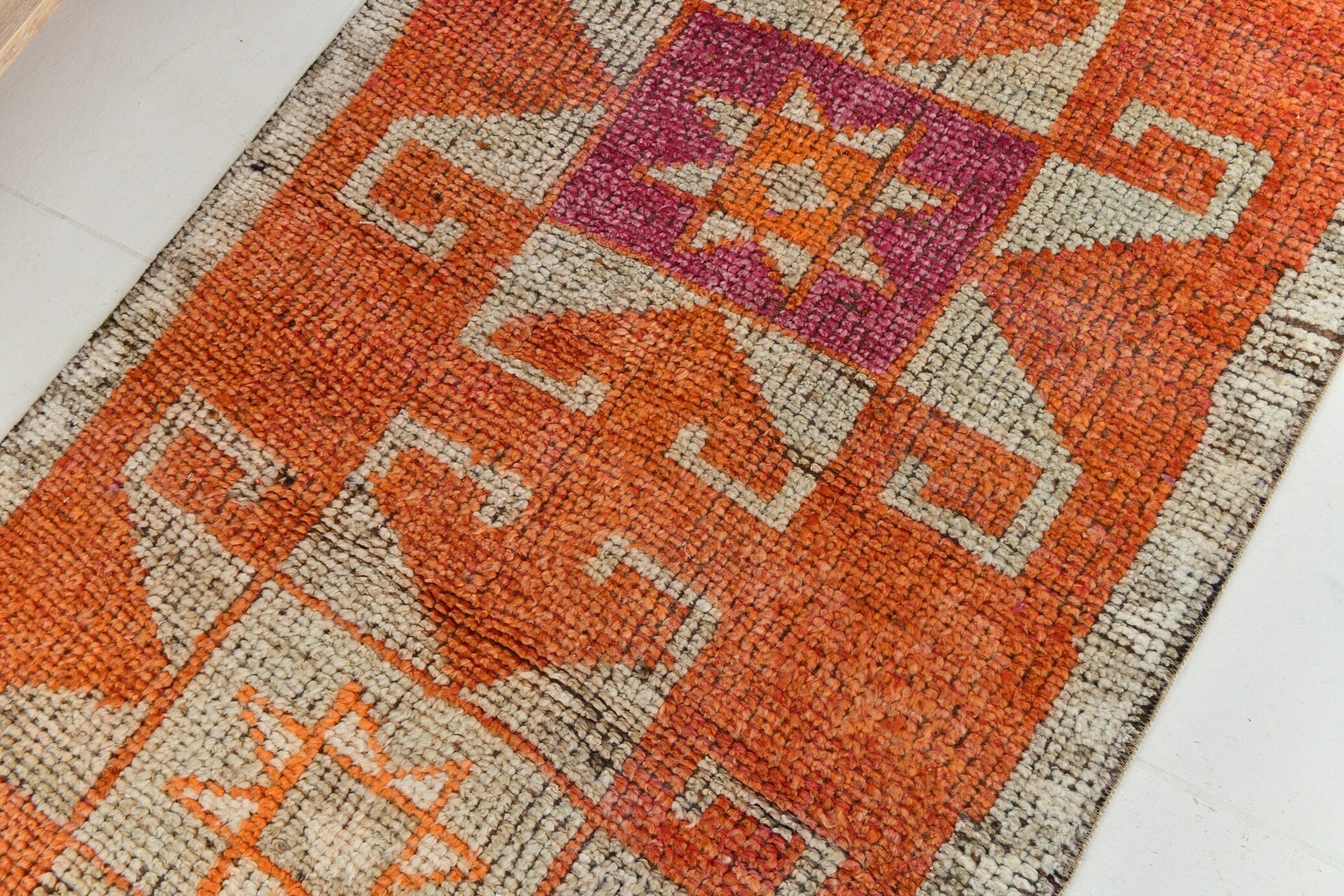 Turkish Vintage Herki Rug 11’5’ x 3’1’