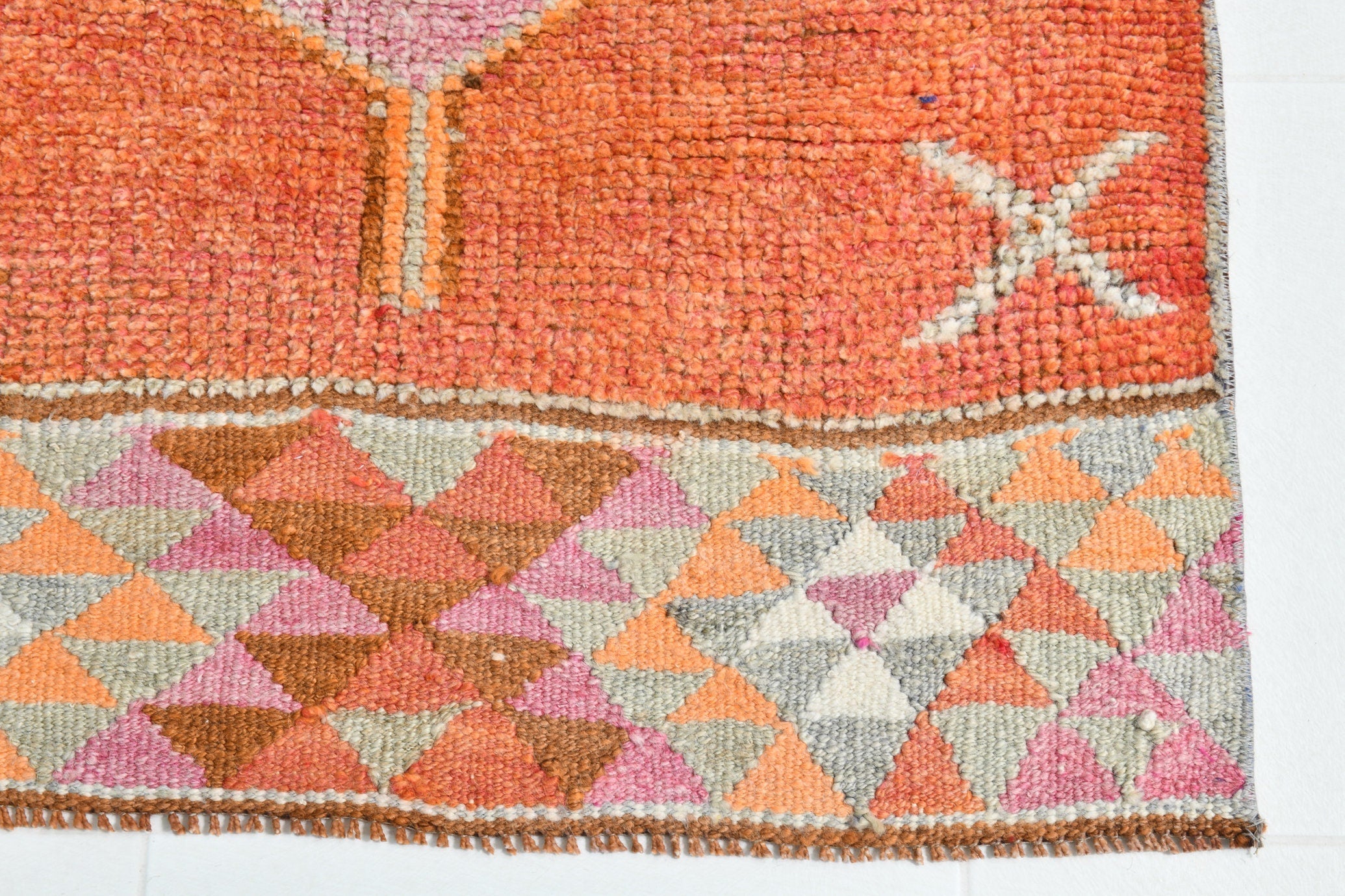 Turkish Vintage Herki Rug 2’11’ x 10’3’