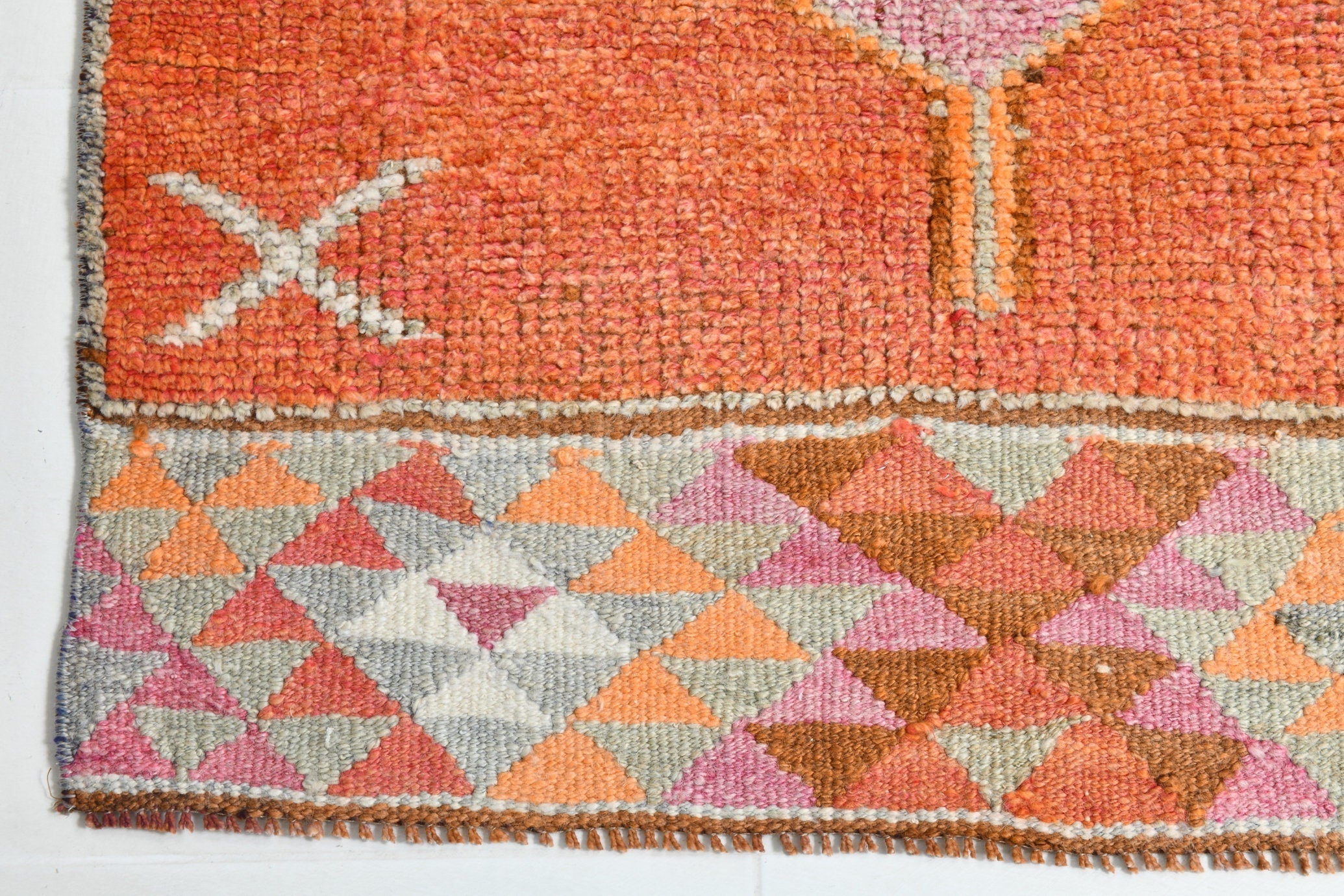 Turkish Vintage Herki Rug 2’11’ x 10’3’