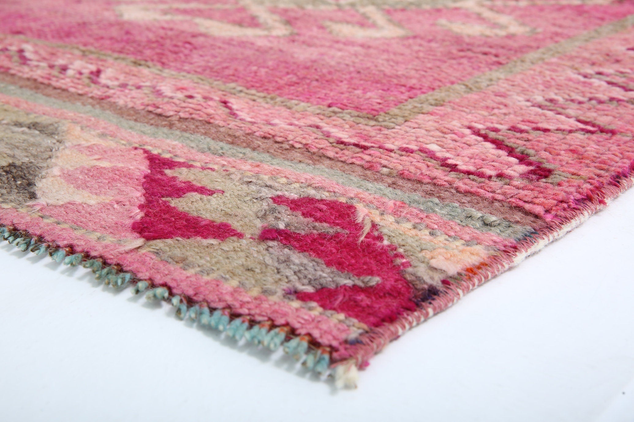 Turkish Vintage Herki Rug 2’12’’ x 10’8’’