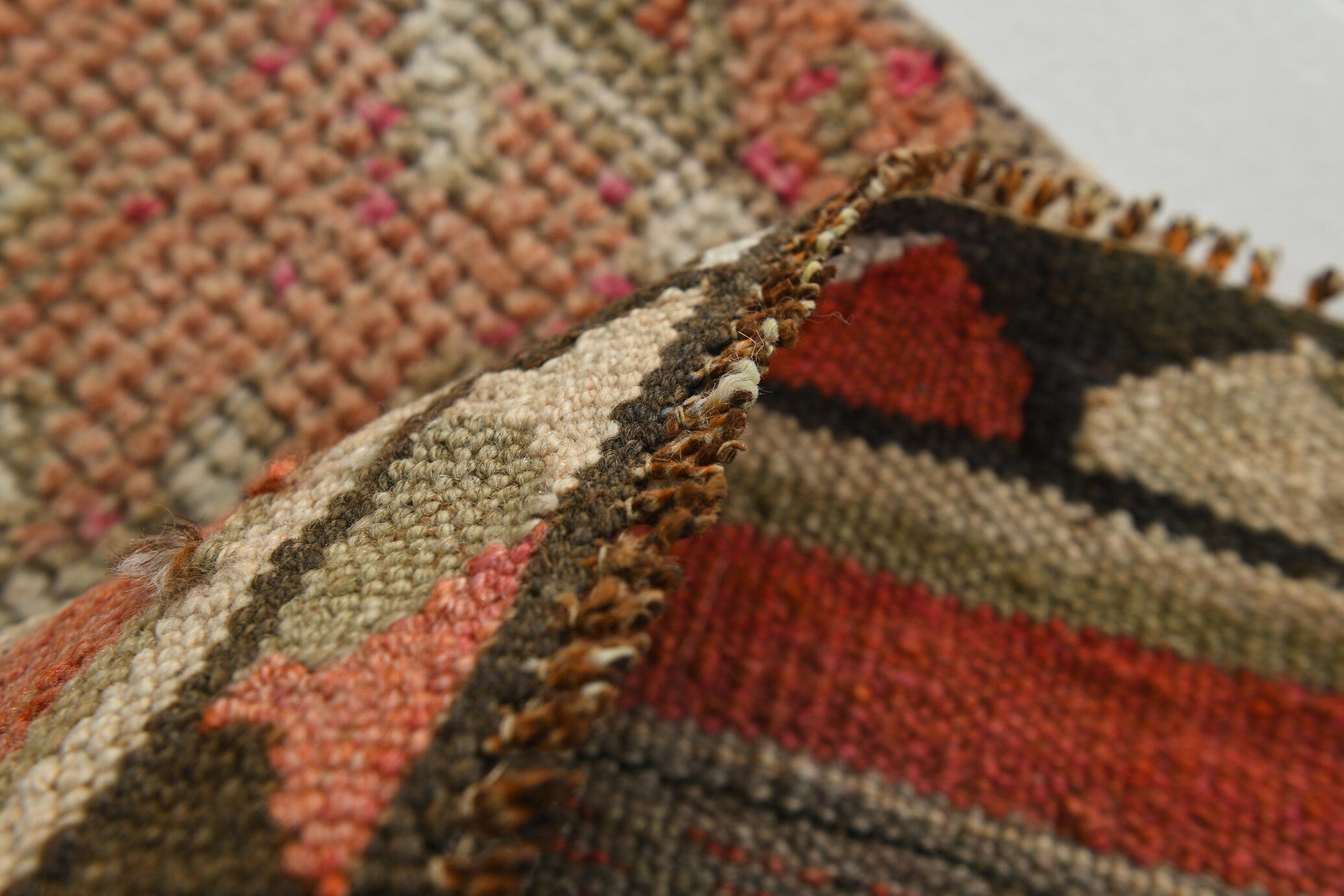 Turkish Vintage Herki Rug 2’6’’ x 10’10’’