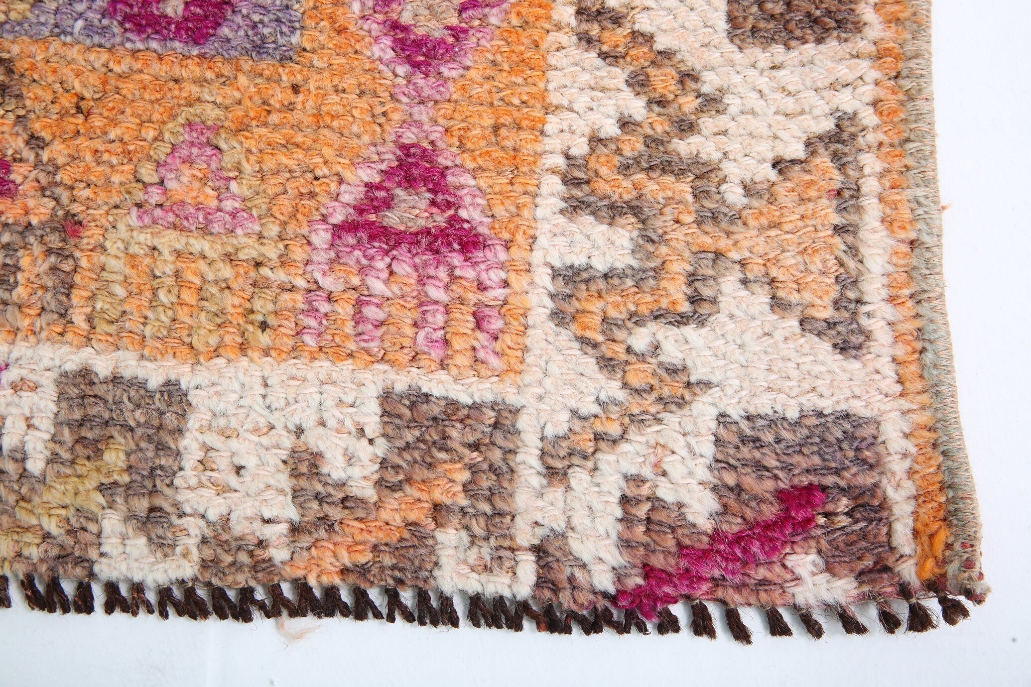 Turkish Vintage Herki Rug 2’6’ x 11’1’